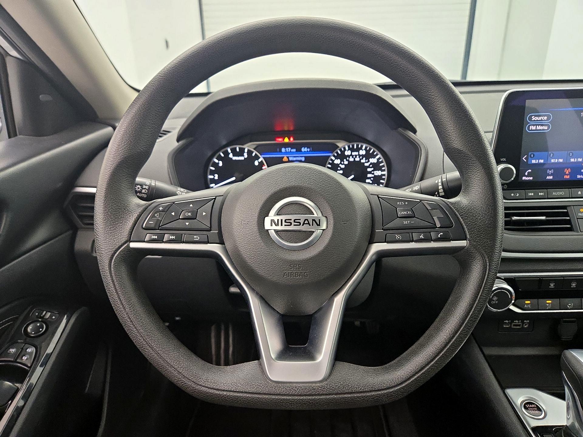 Thumbnail: 2021 Nissan Altima - 10