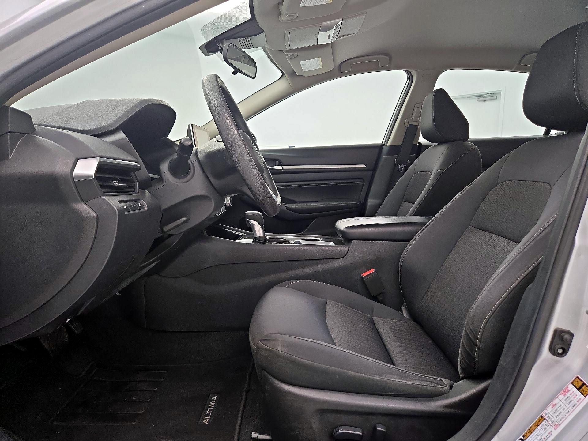 Thumbnail: 2021 Nissan Altima - 11