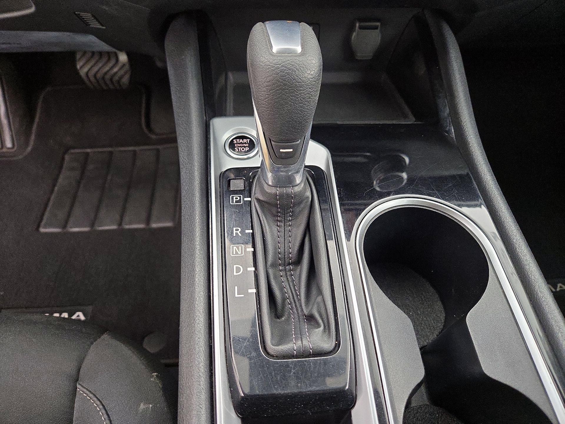 Thumbnail: 2021 Nissan Altima - 17