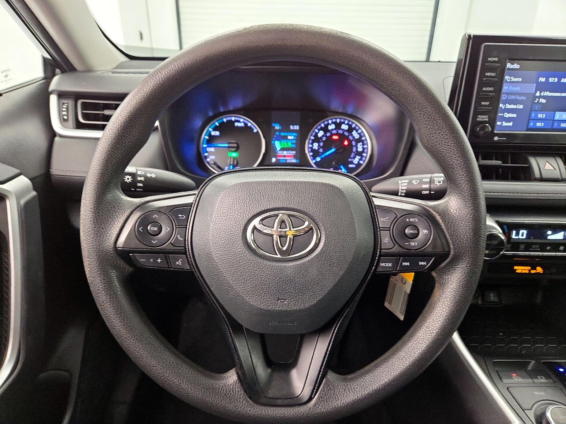 Thumbnail: 2020 Toyota RAV4 - 10