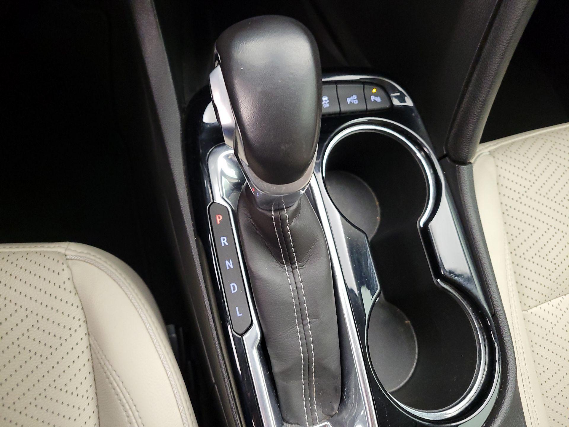 Thumbnail: 2020 Buick Encore GX - 17