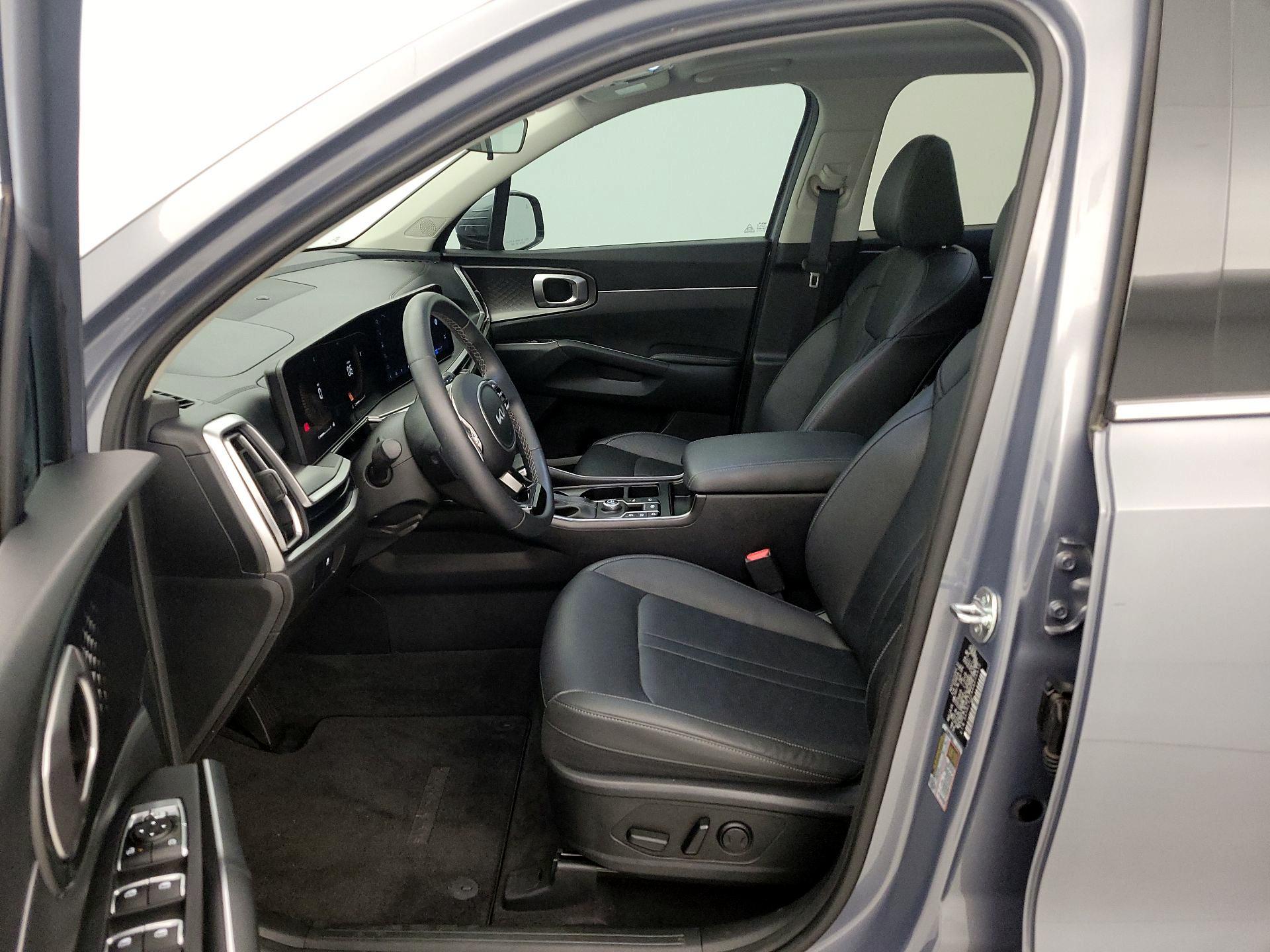 Thumbnail: 2024 Kia Sorento - 11
