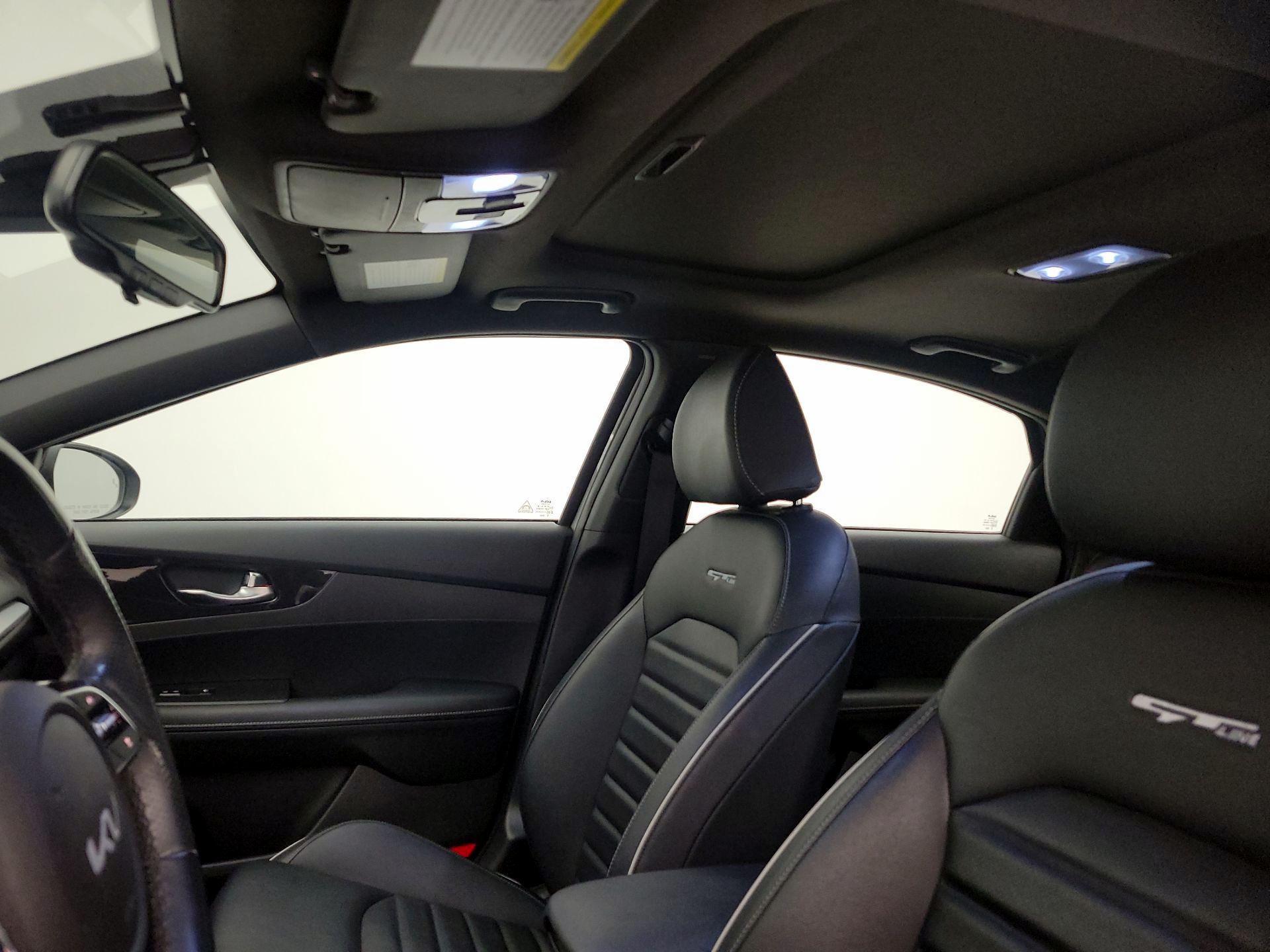 Thumbnail: 2022 Kia Forte - 19