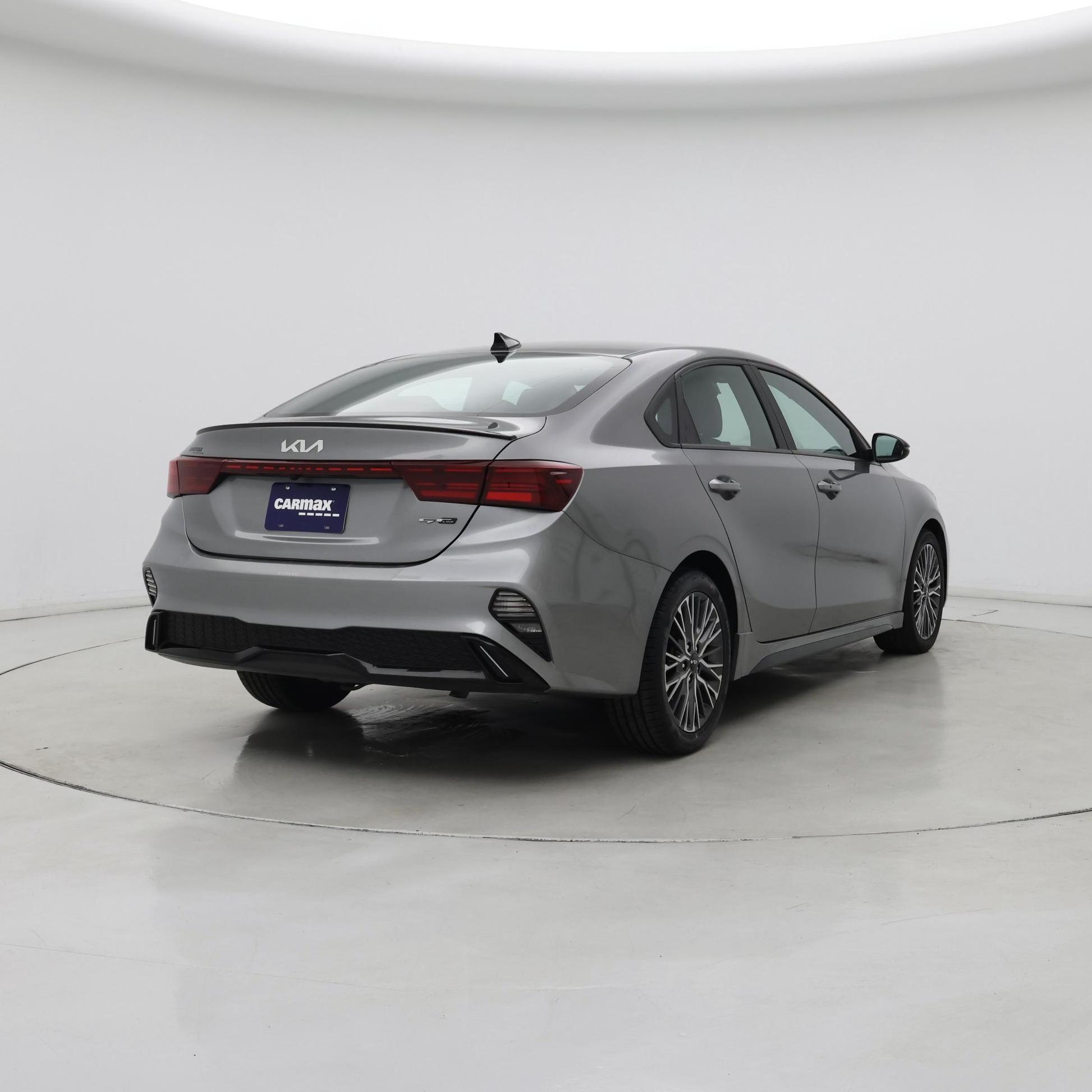 Thumbnail: 2022 Kia Forte - 8