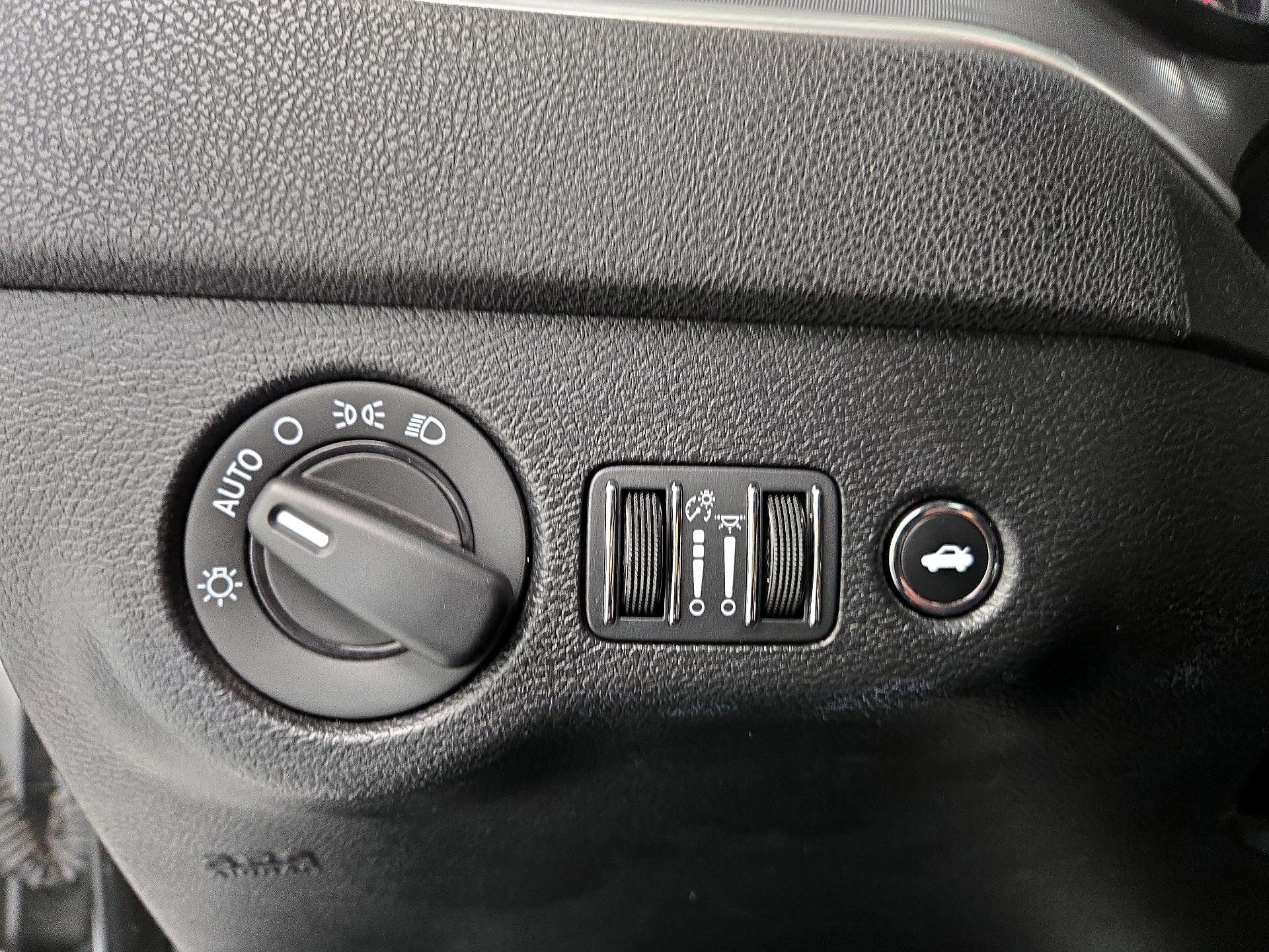 Thumbnail: 2022 Dodge Charger - 13