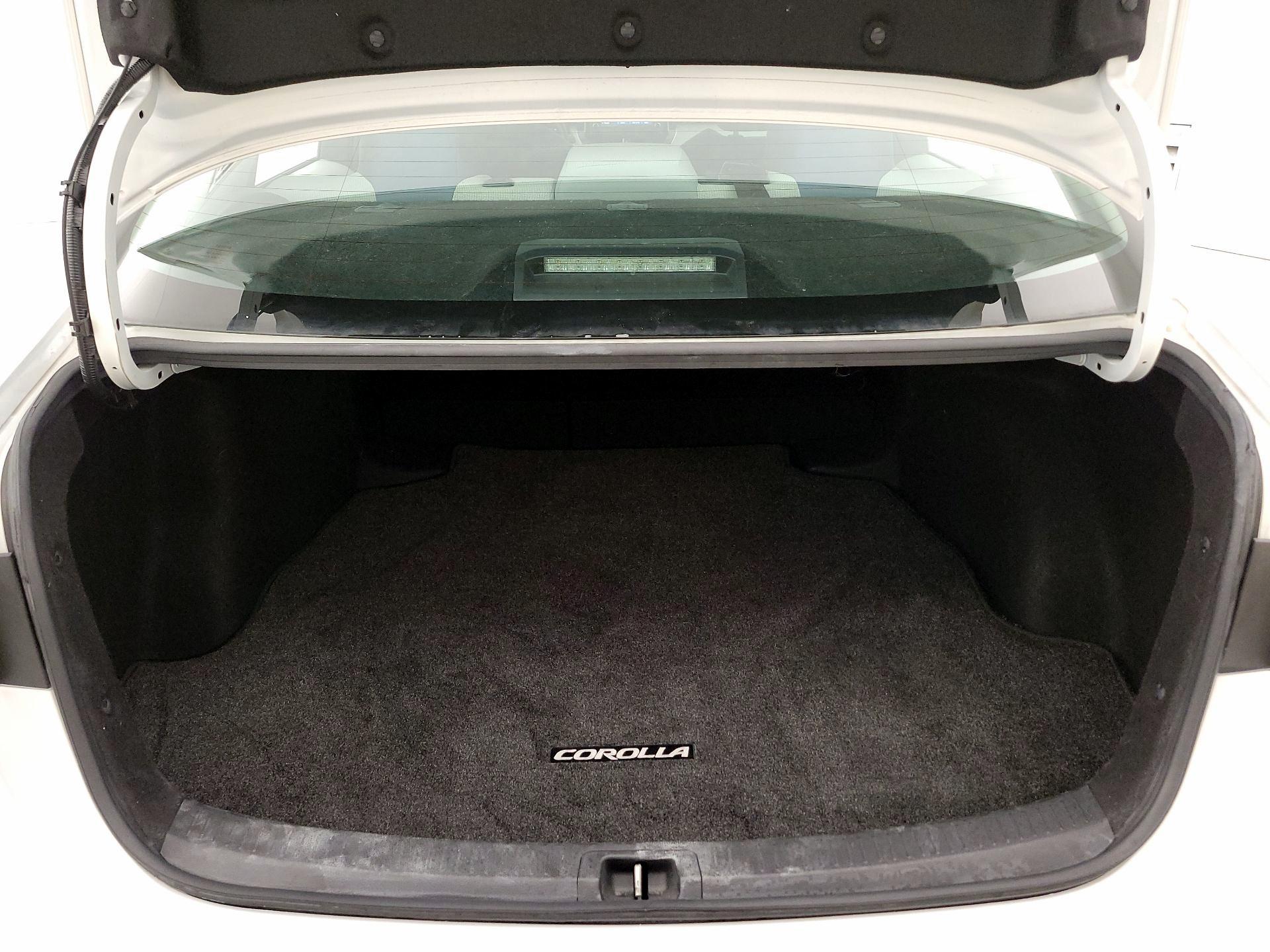 Thumbnail: 2021 Toyota Corolla - 20