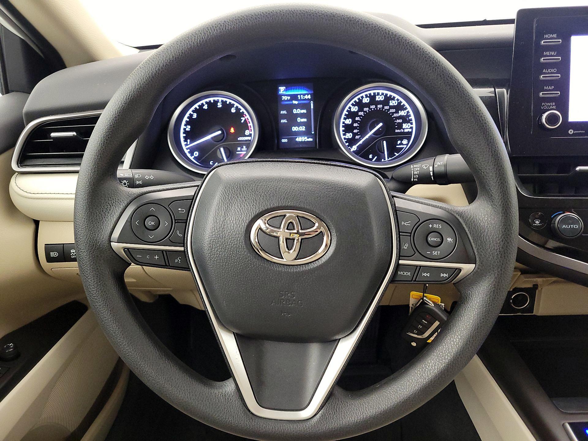 Thumbnail: 2023 Toyota Camry - 10
