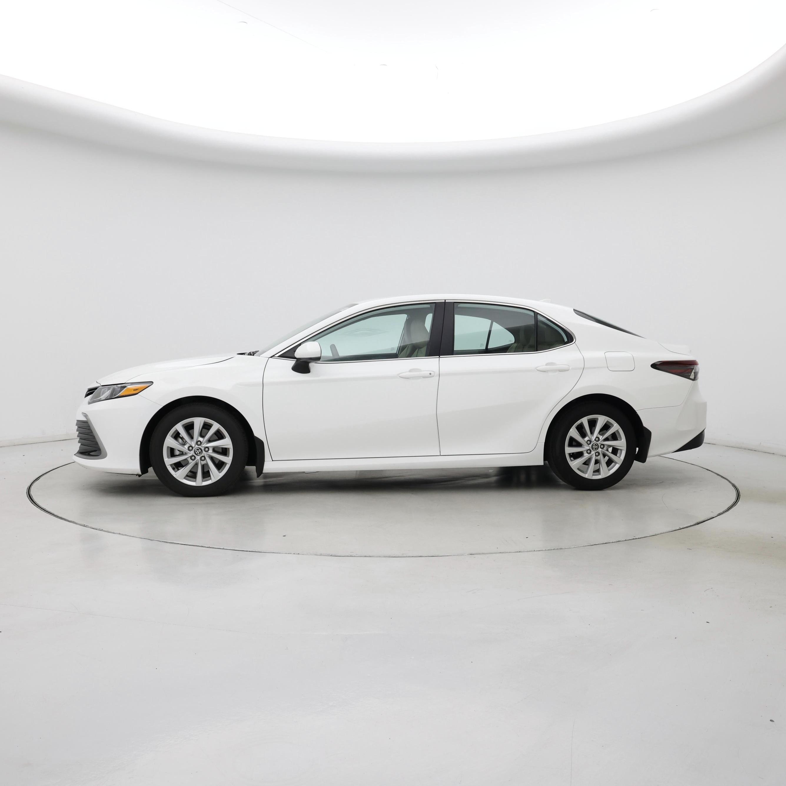 Thumbnail: 2023 Toyota Camry - 3