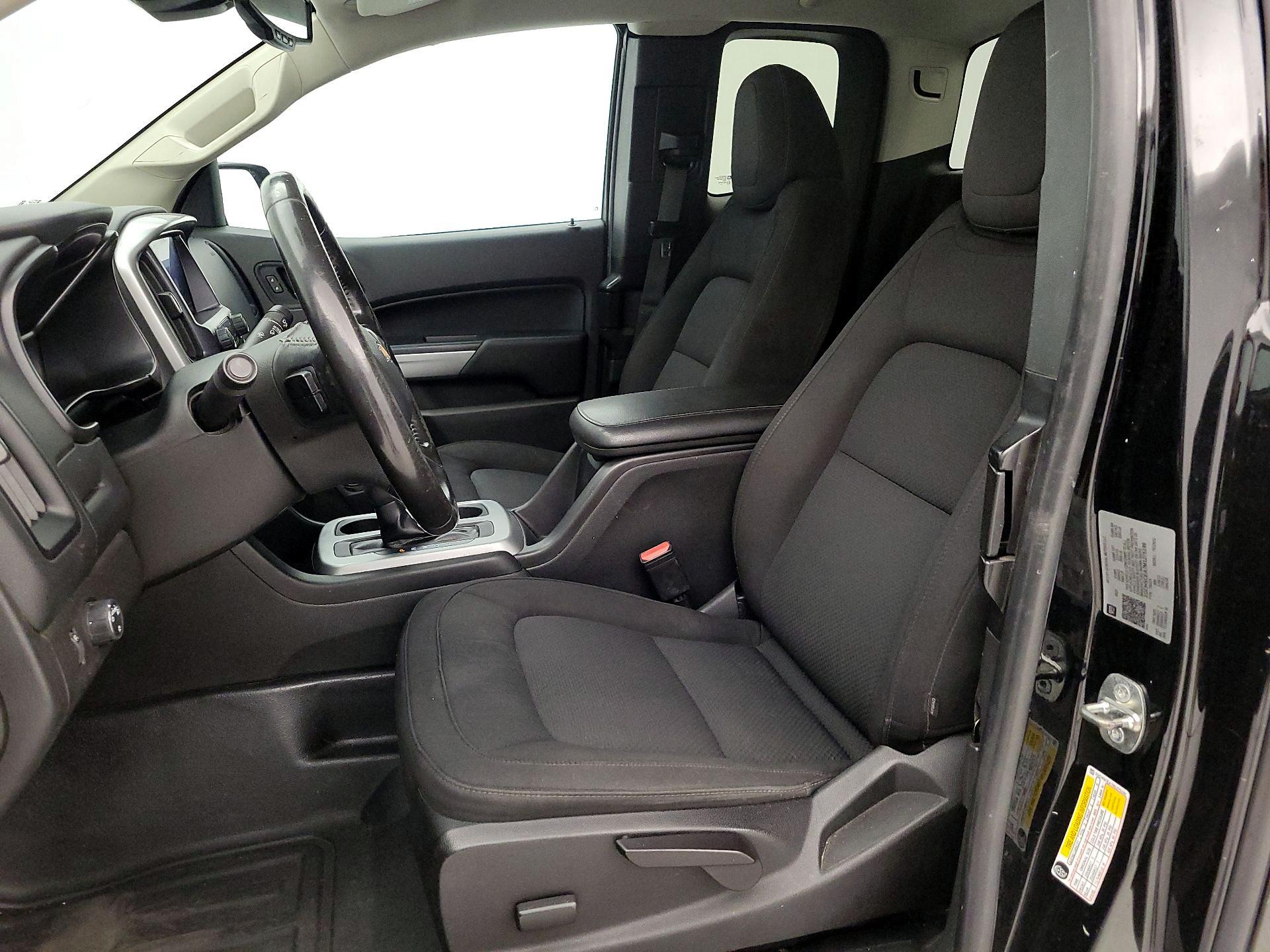 Thumbnail: 2021 Chevrolet Colorado - 11