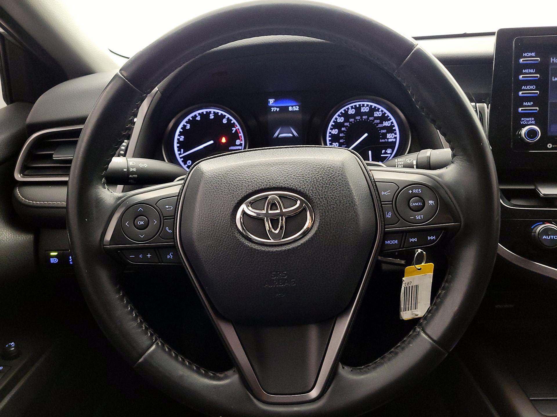 Thumbnail: 2021 Toyota Camry - 10