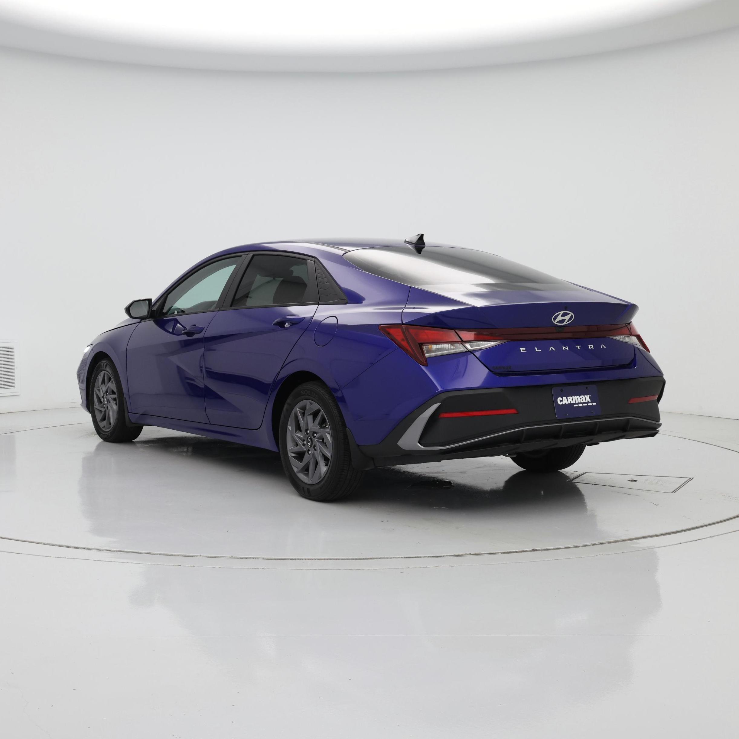Thumbnail: 2024 Hyundai Elantra - 2