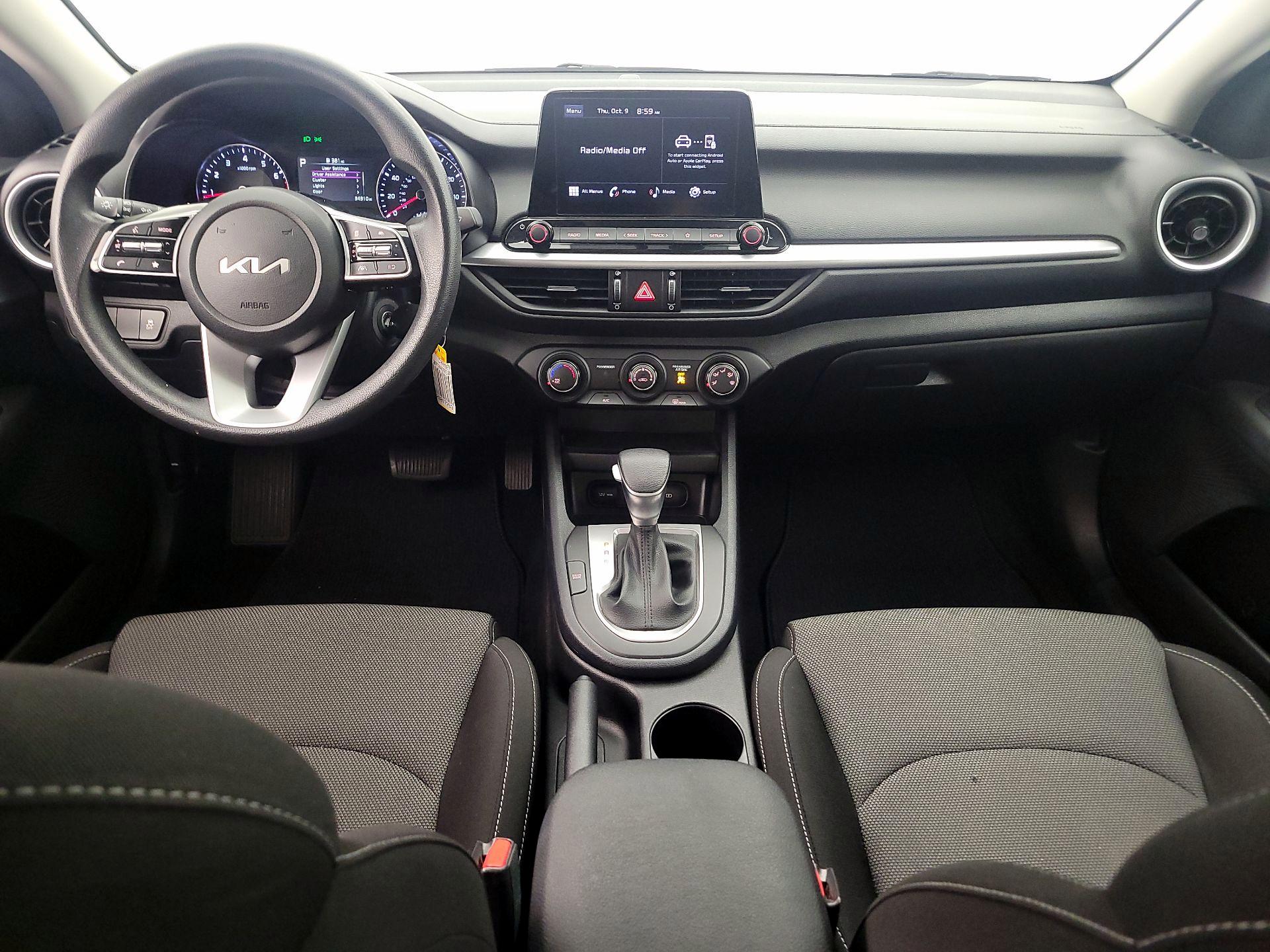 Thumbnail: 2024 Kia Forte - 9