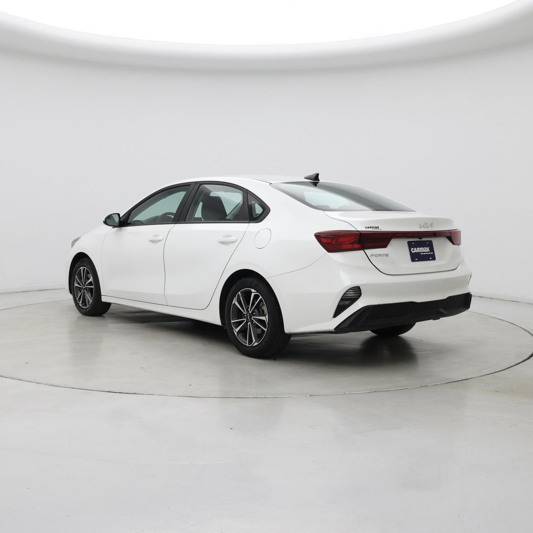 Thumbnail: 2024 Kia Forte - 2