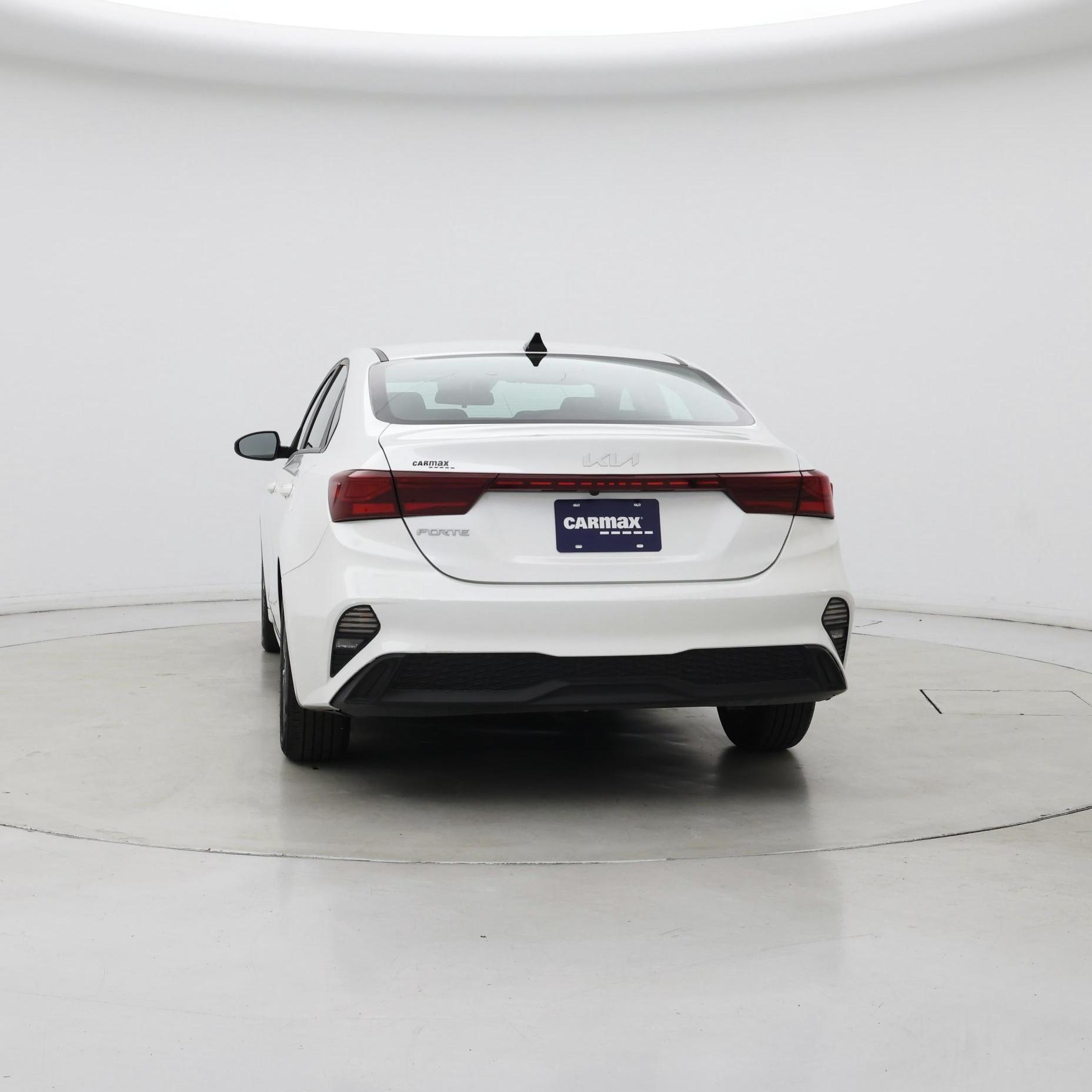 Thumbnail: 2024 Kia Forte - 6