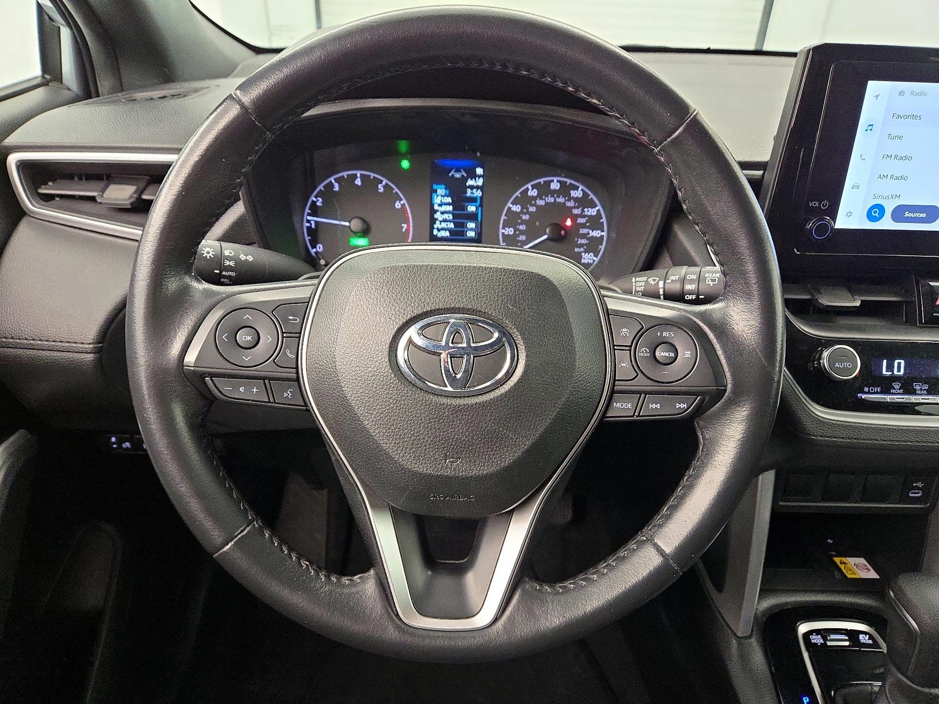 Thumbnail: 2023 Toyota Corolla Cross - 10