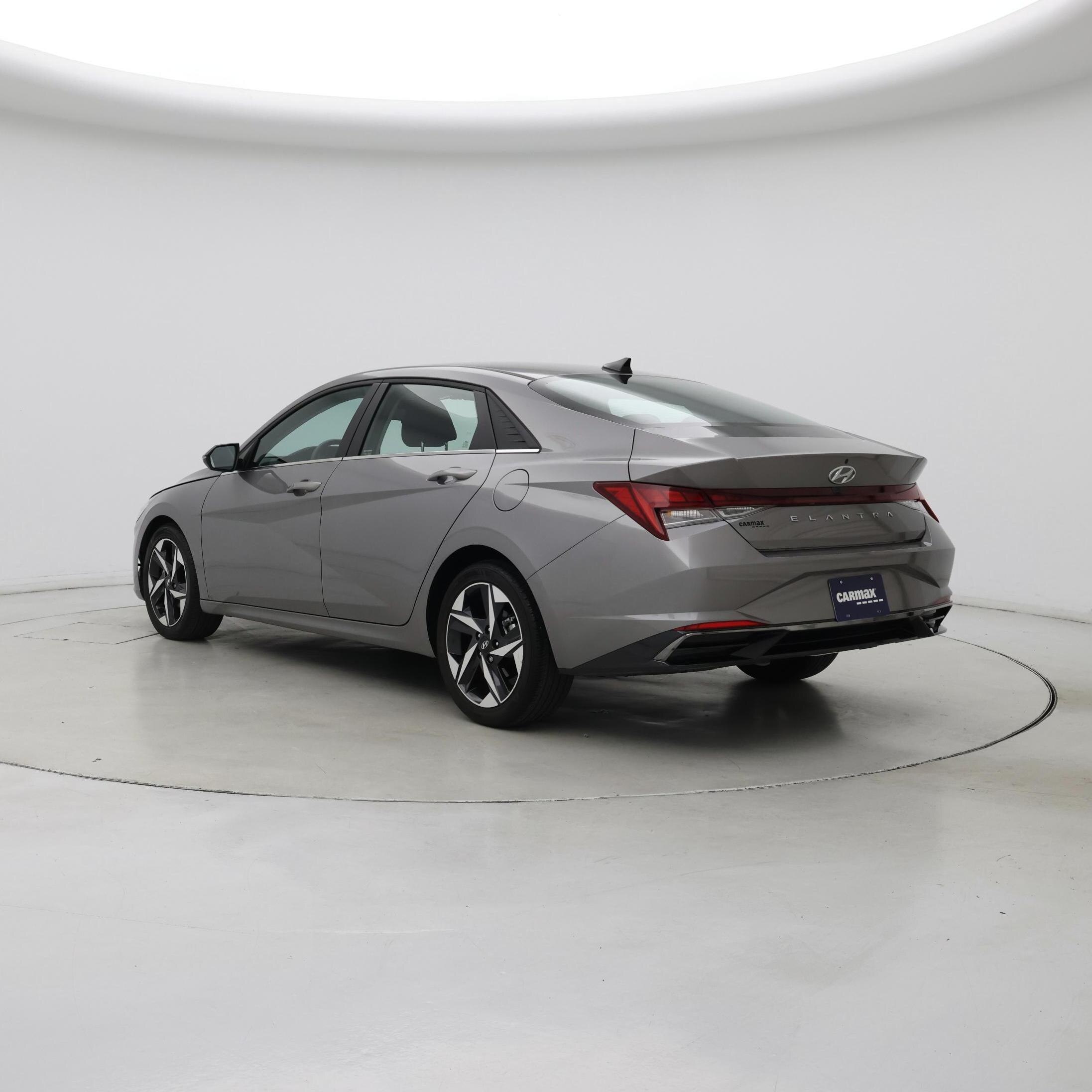 Thumbnail: 2021 Hyundai Elantra - 2