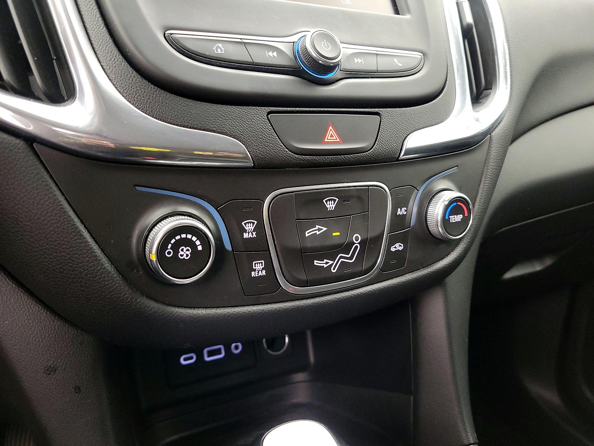 Thumbnail: 2020 Chevrolet Equinox - 16