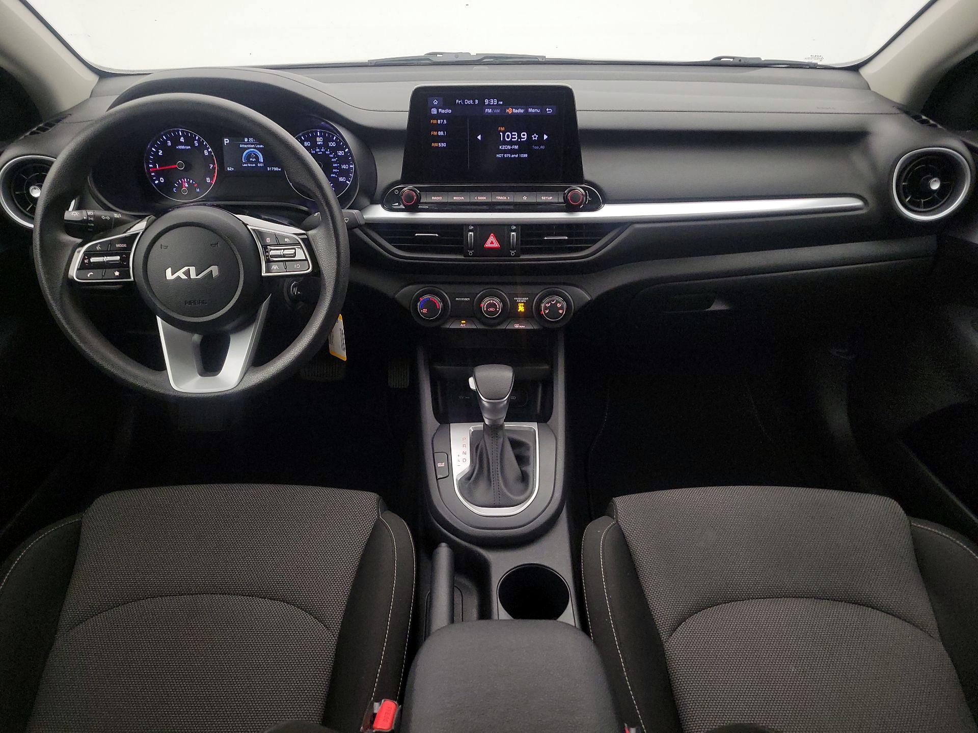 Thumbnail: 2024 Kia Forte - 9