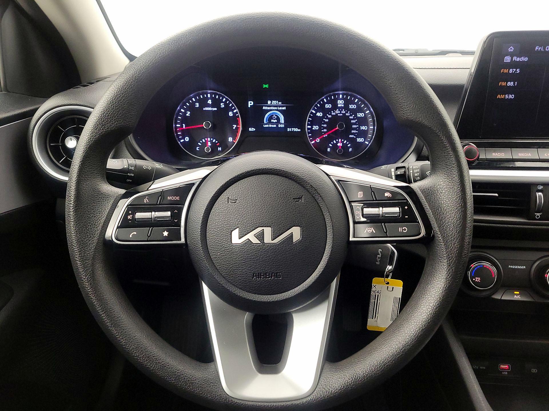 Thumbnail: 2024 Kia Forte - 10