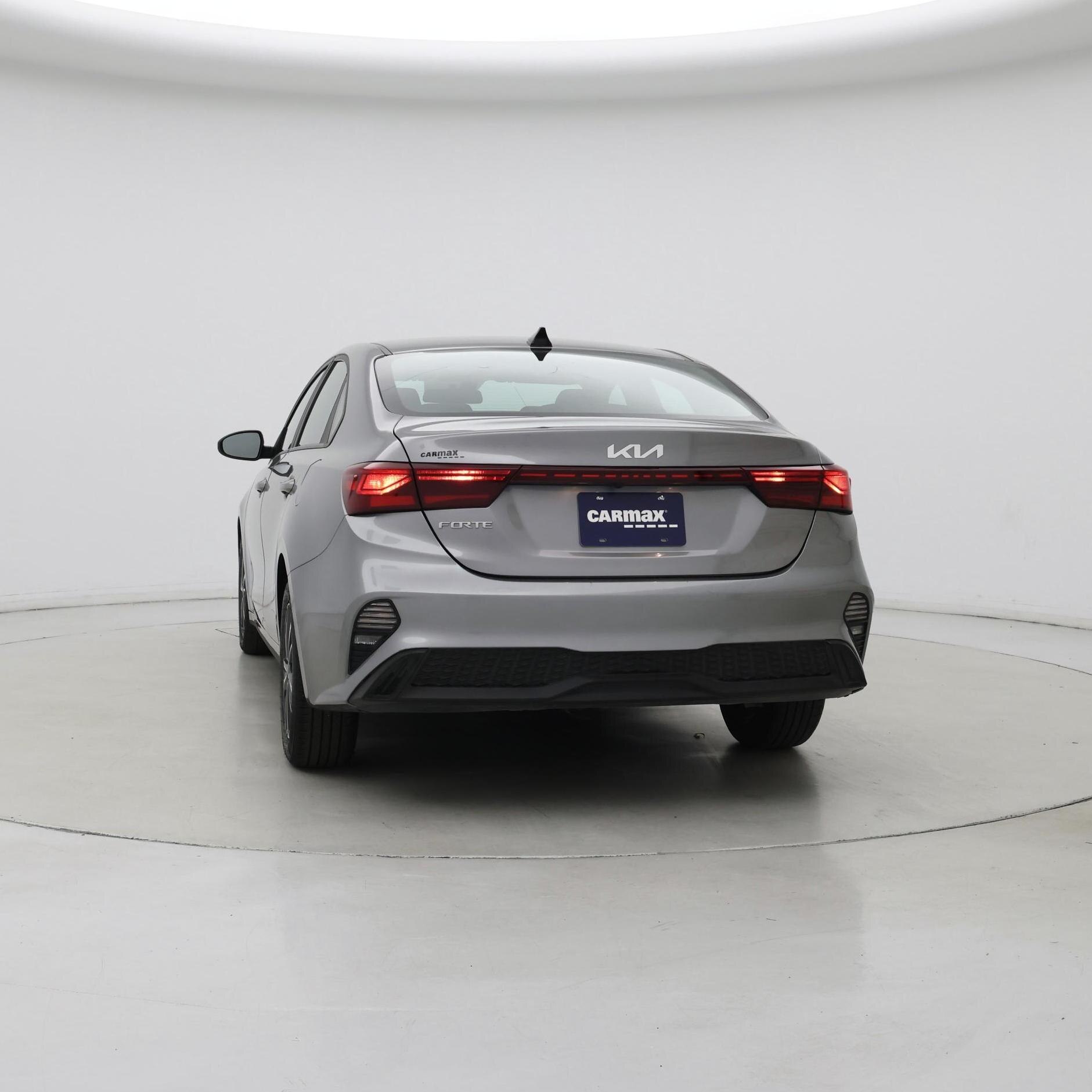 Thumbnail: 2024 Kia Forte - 6