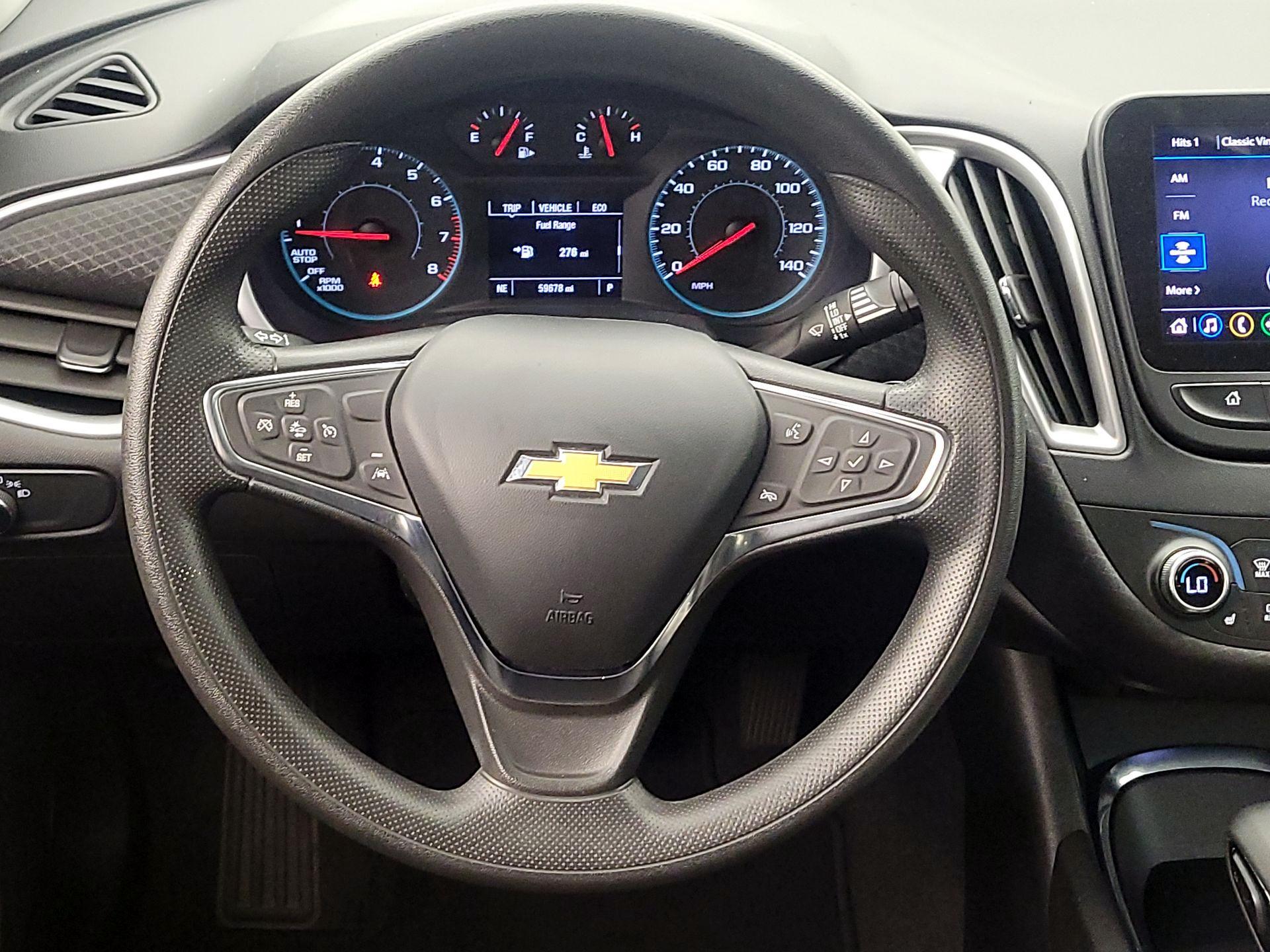 Thumbnail: 2023 Chevrolet Malibu - 10