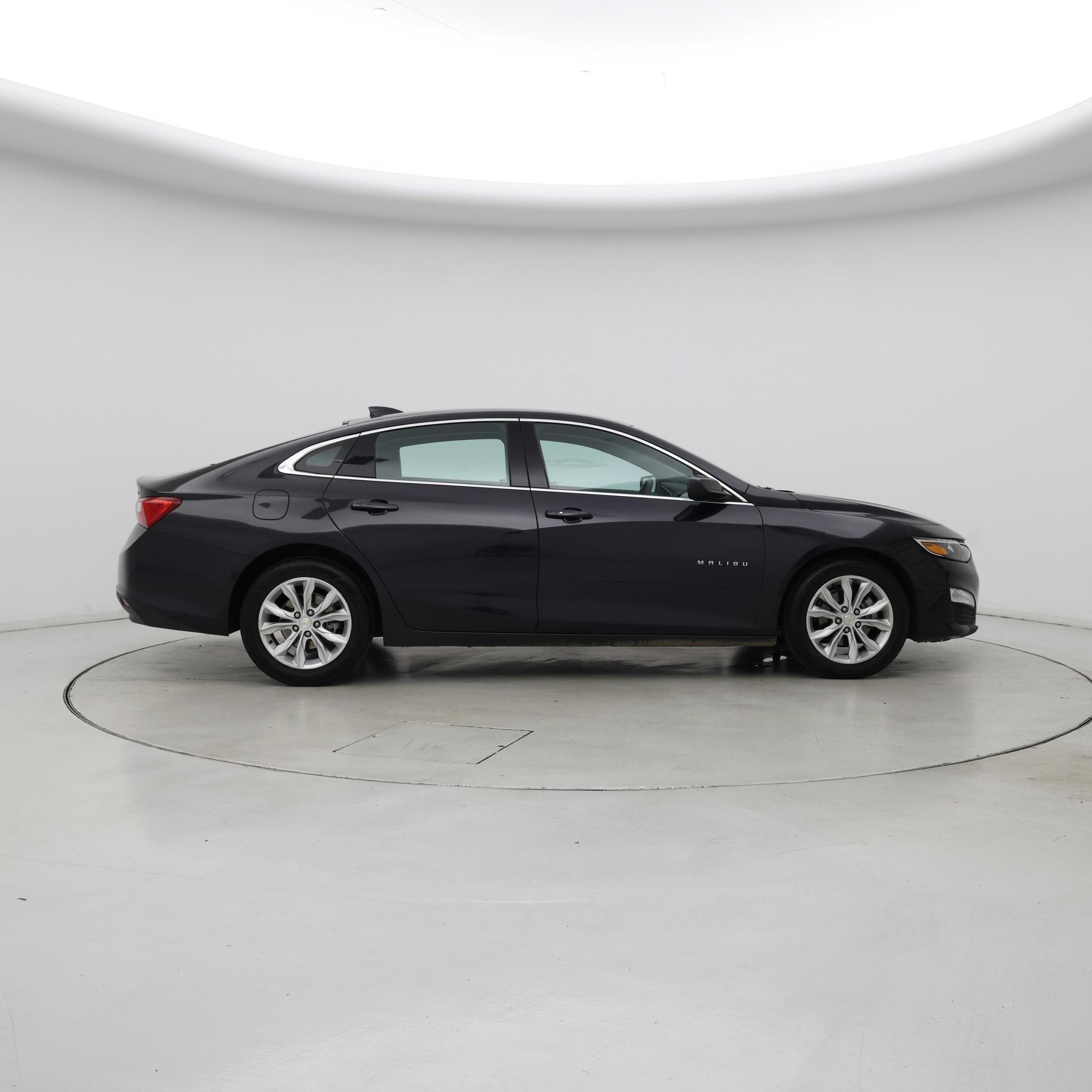 Thumbnail: 2023 Chevrolet Malibu - 7