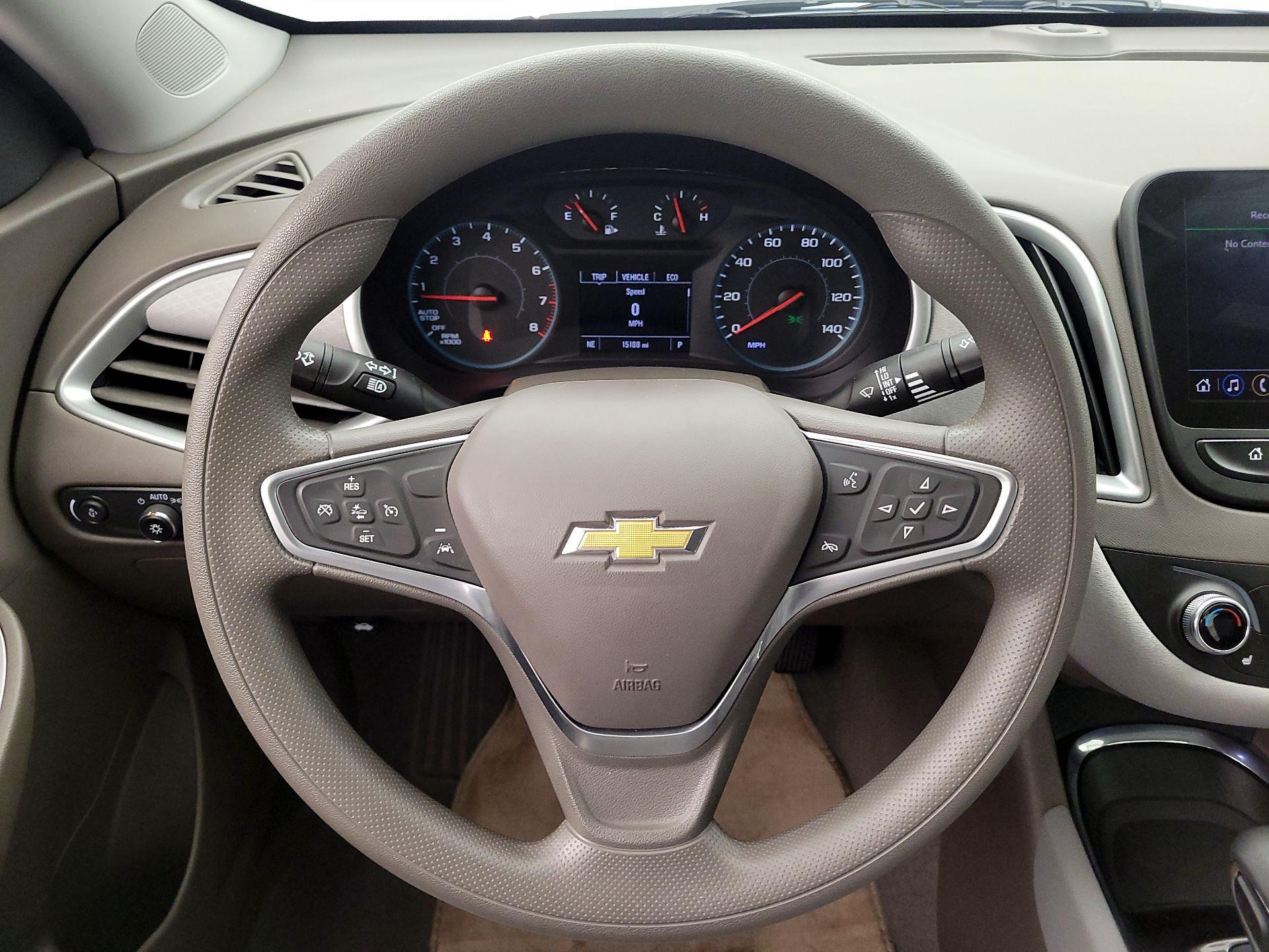 Thumbnail: 2023 Chevrolet Malibu - 10