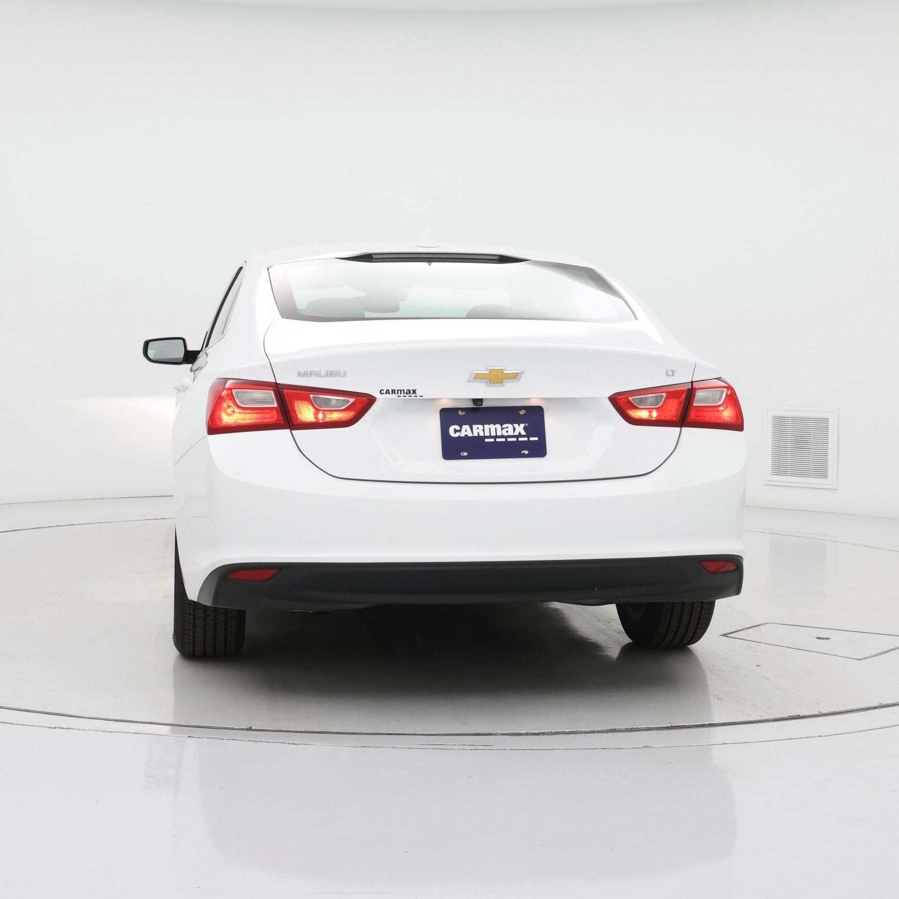 Thumbnail: 2023 Chevrolet Malibu - 6