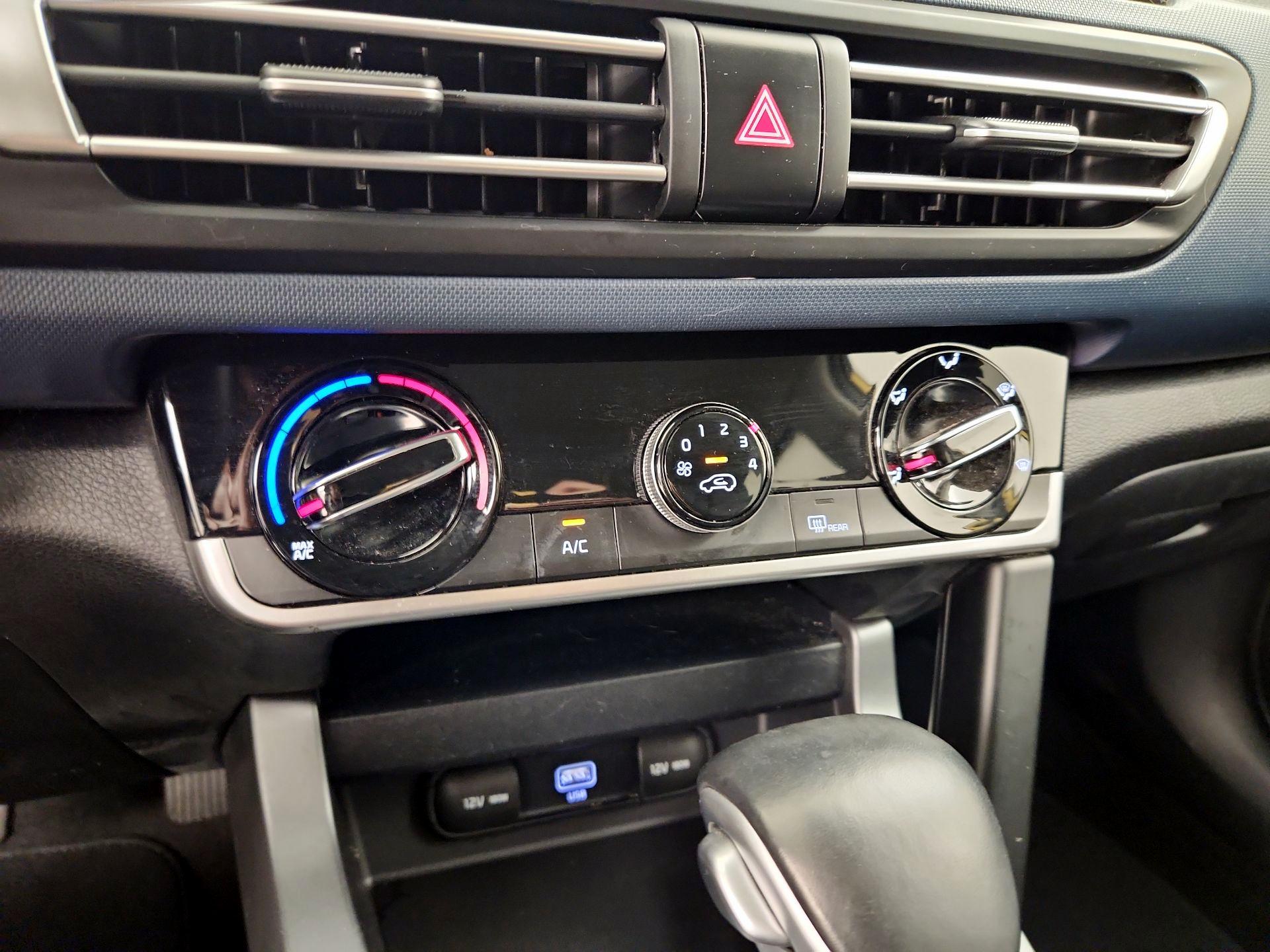 Thumbnail: 2021 Kia Seltos - 16