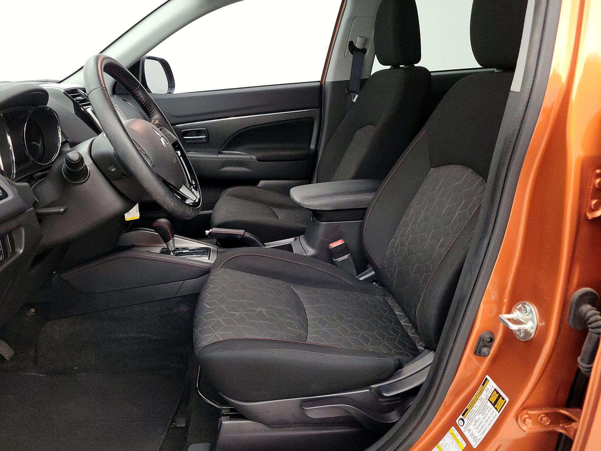 Thumbnail: 2024 Mitsubishi Outlander Sport - 11