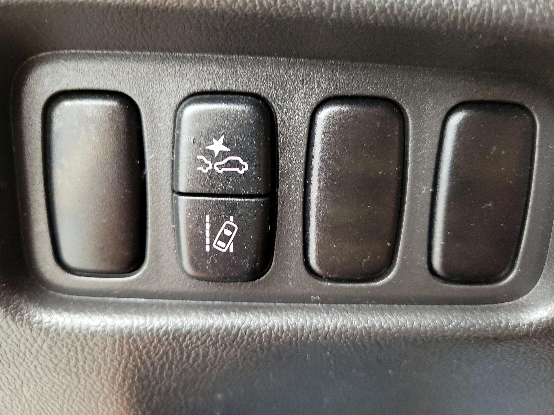 Thumbnail: 2024 Mitsubishi Outlander Sport - 13