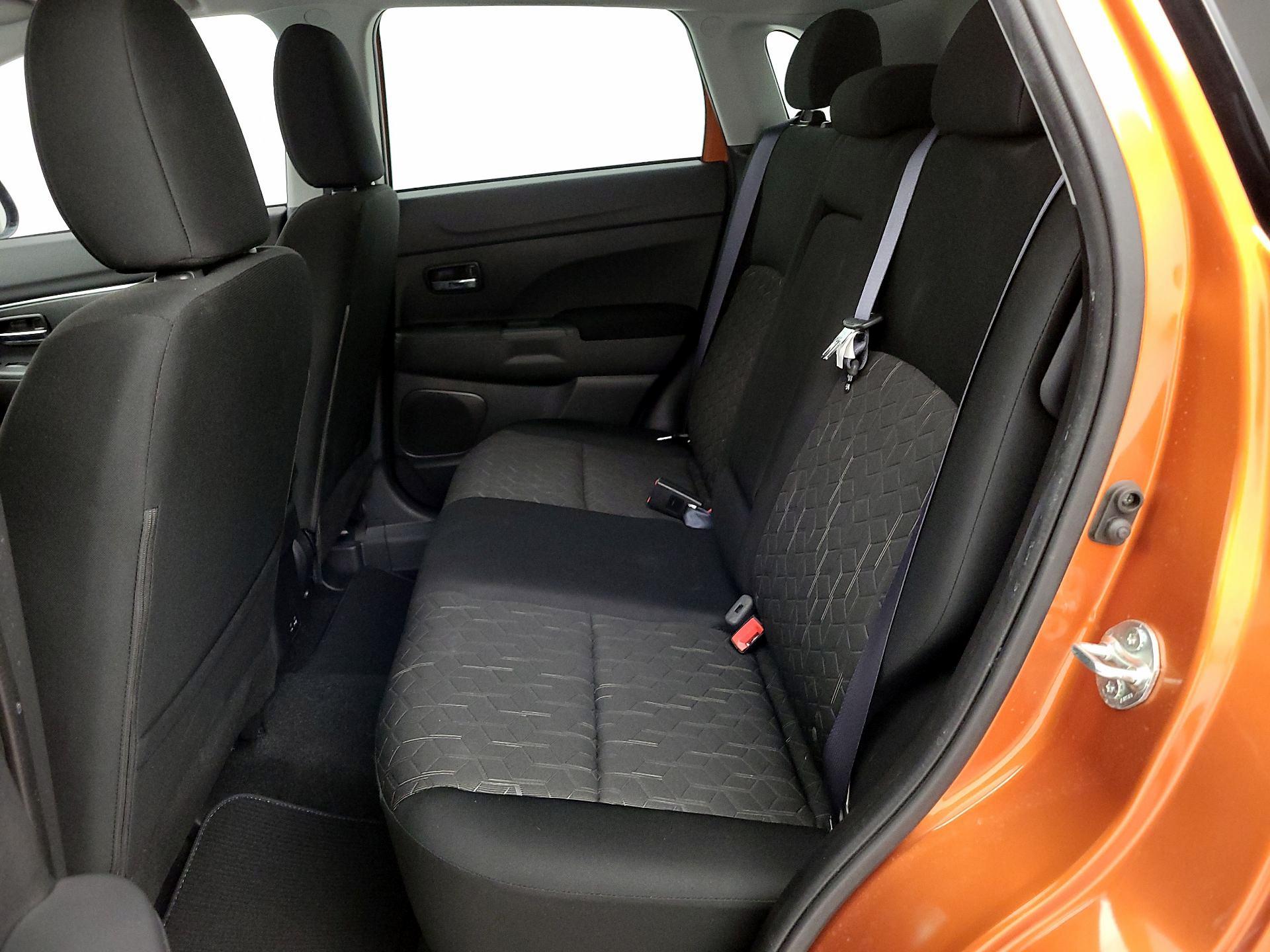 Thumbnail: 2024 Mitsubishi Outlander Sport - 19
