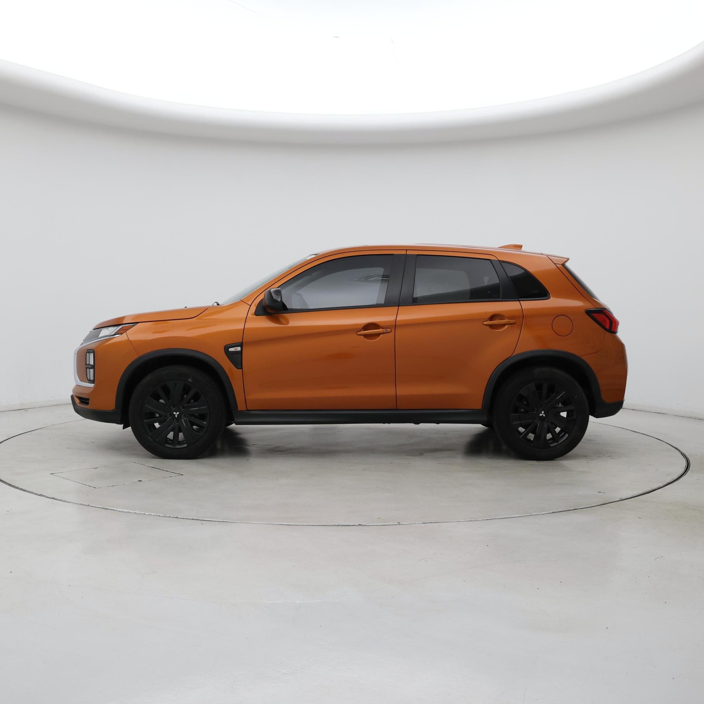Thumbnail: 2024 Mitsubishi Outlander Sport - 3