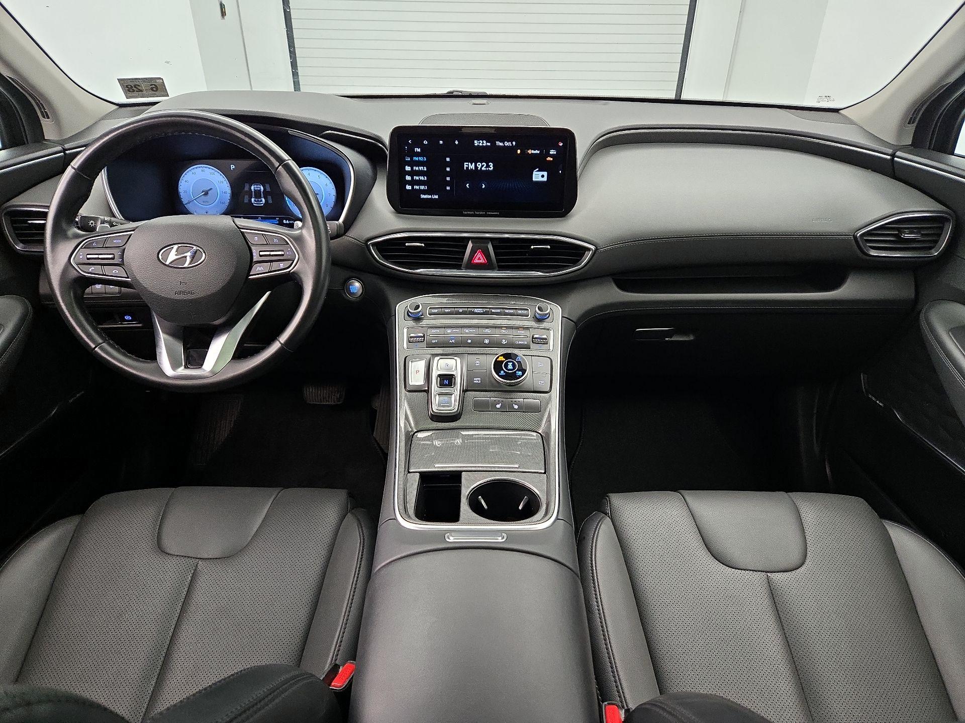 Thumbnail: 2023 Hyundai Santa Fe - 9