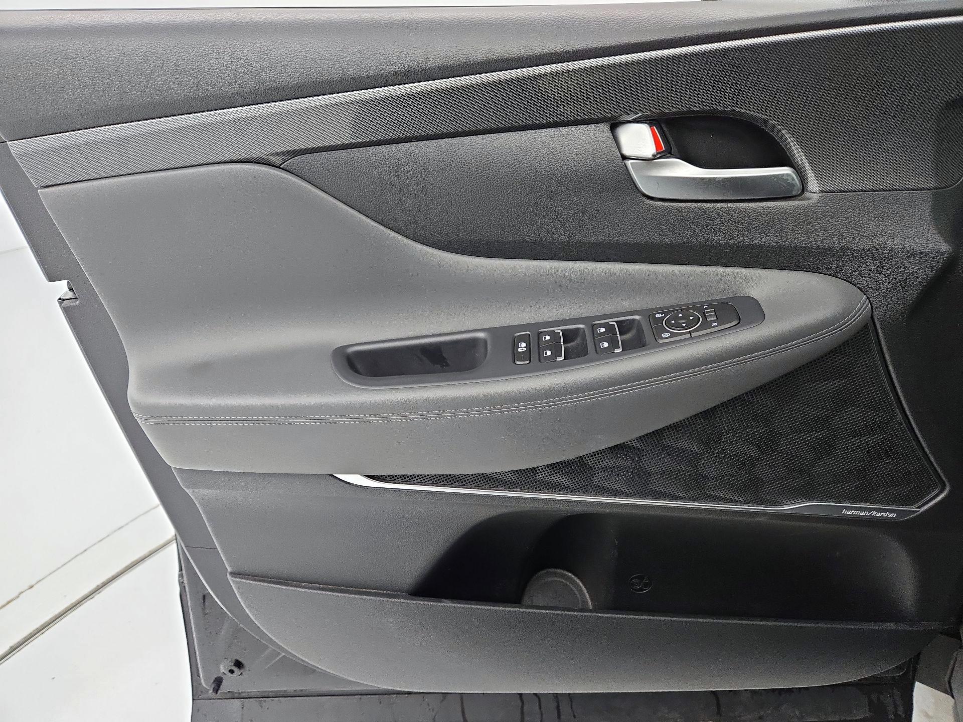 Thumbnail: 2023 Hyundai Santa Fe - 12