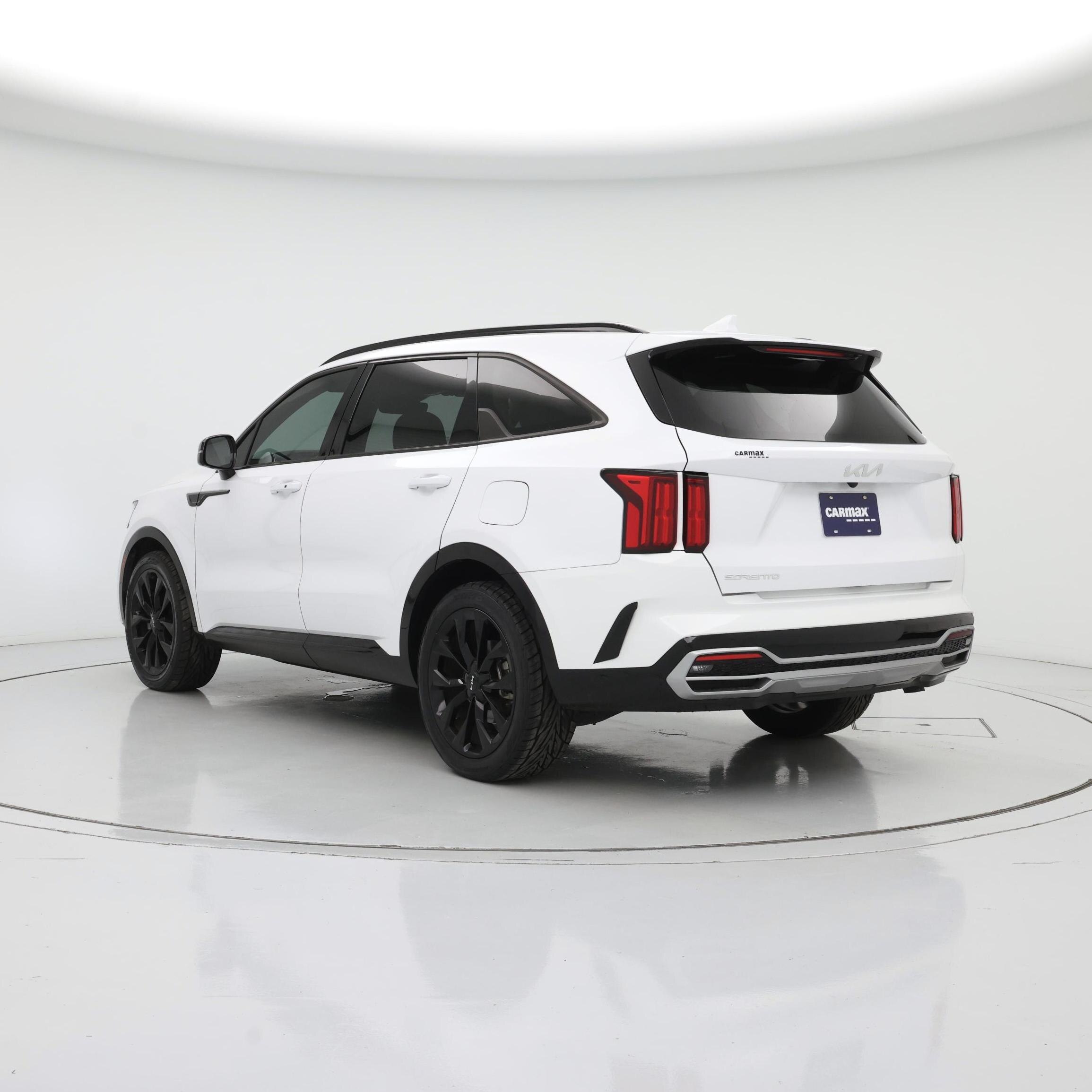 Thumbnail: 2023 Kia Sorento - 2