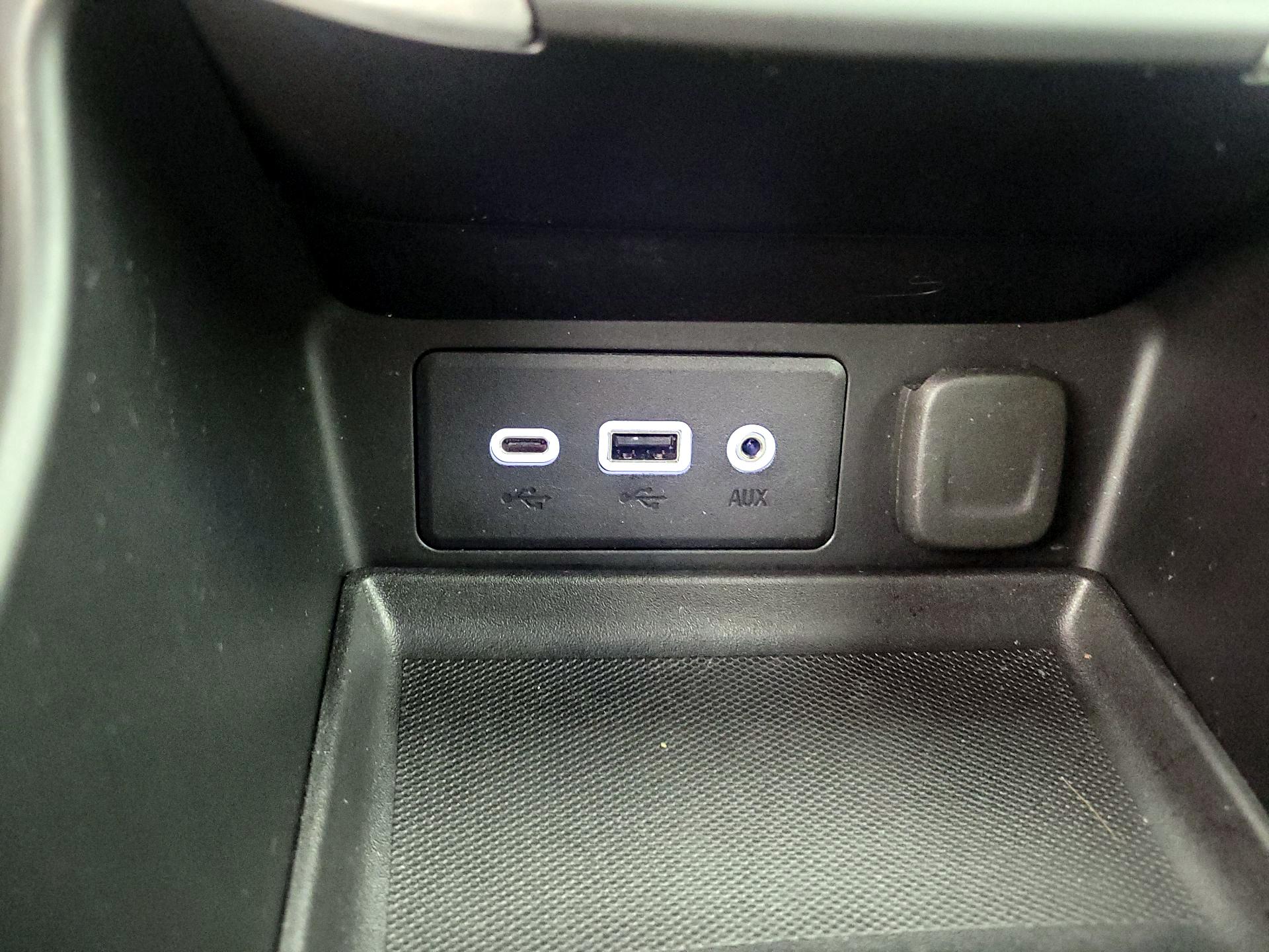 Thumbnail: 2023 GMC Terrain - 18