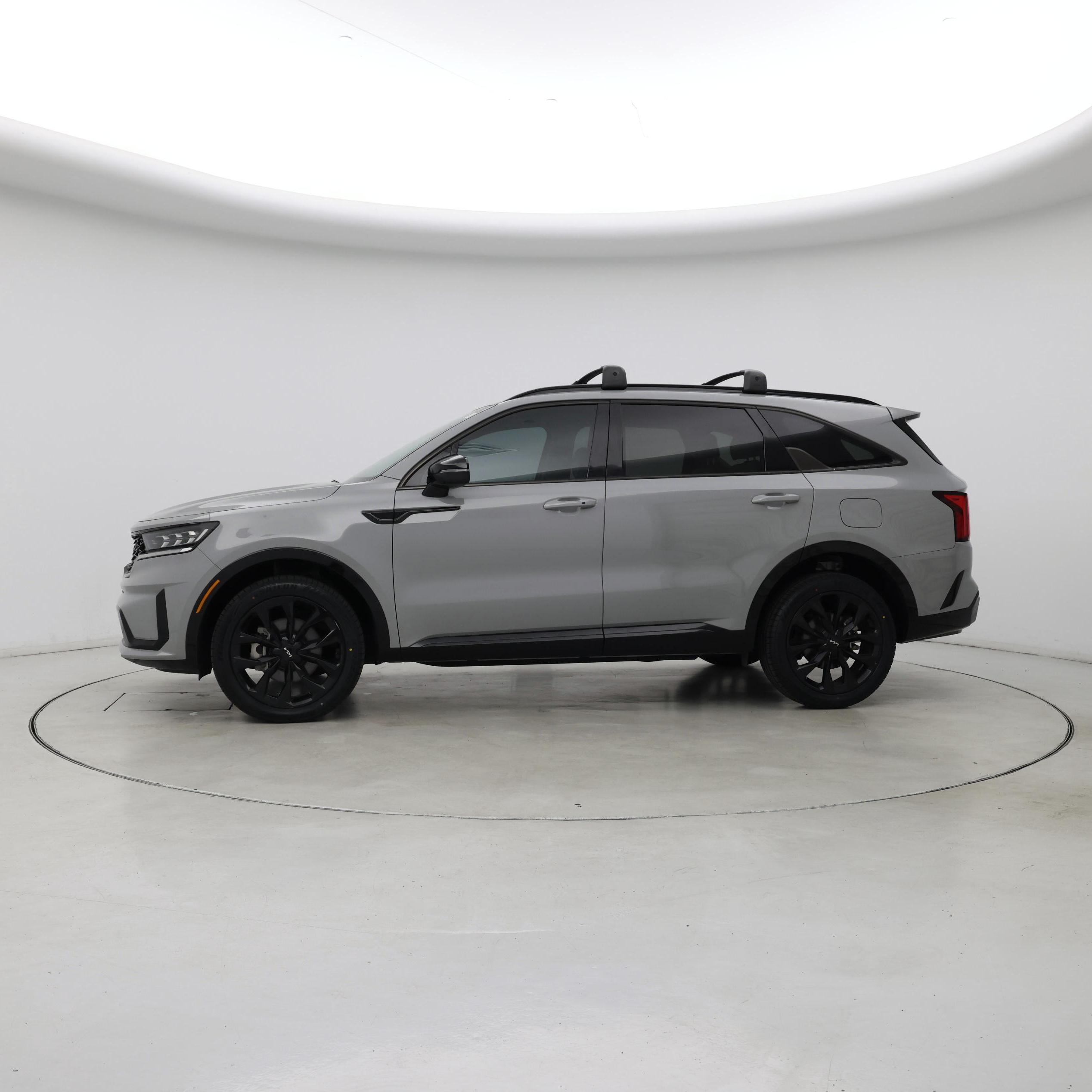 Thumbnail: 2023 Kia Sorento - 3
