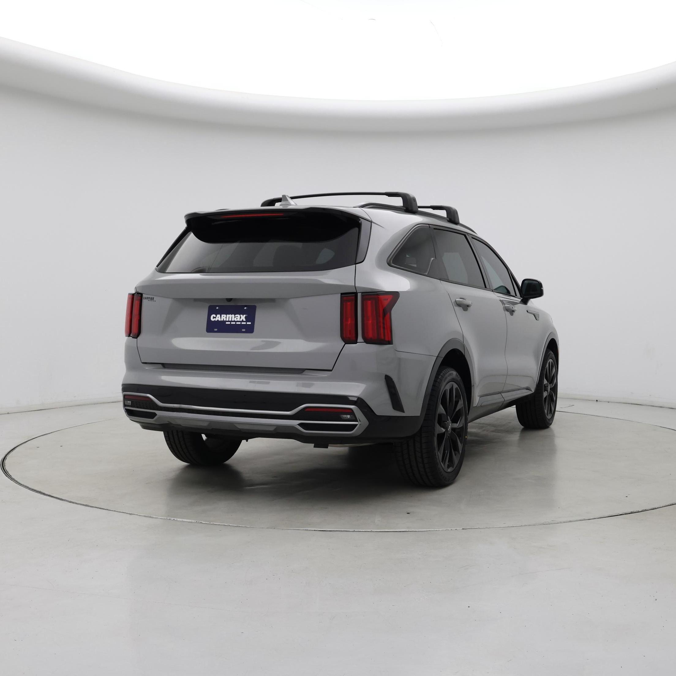 Thumbnail: 2023 Kia Sorento - 8