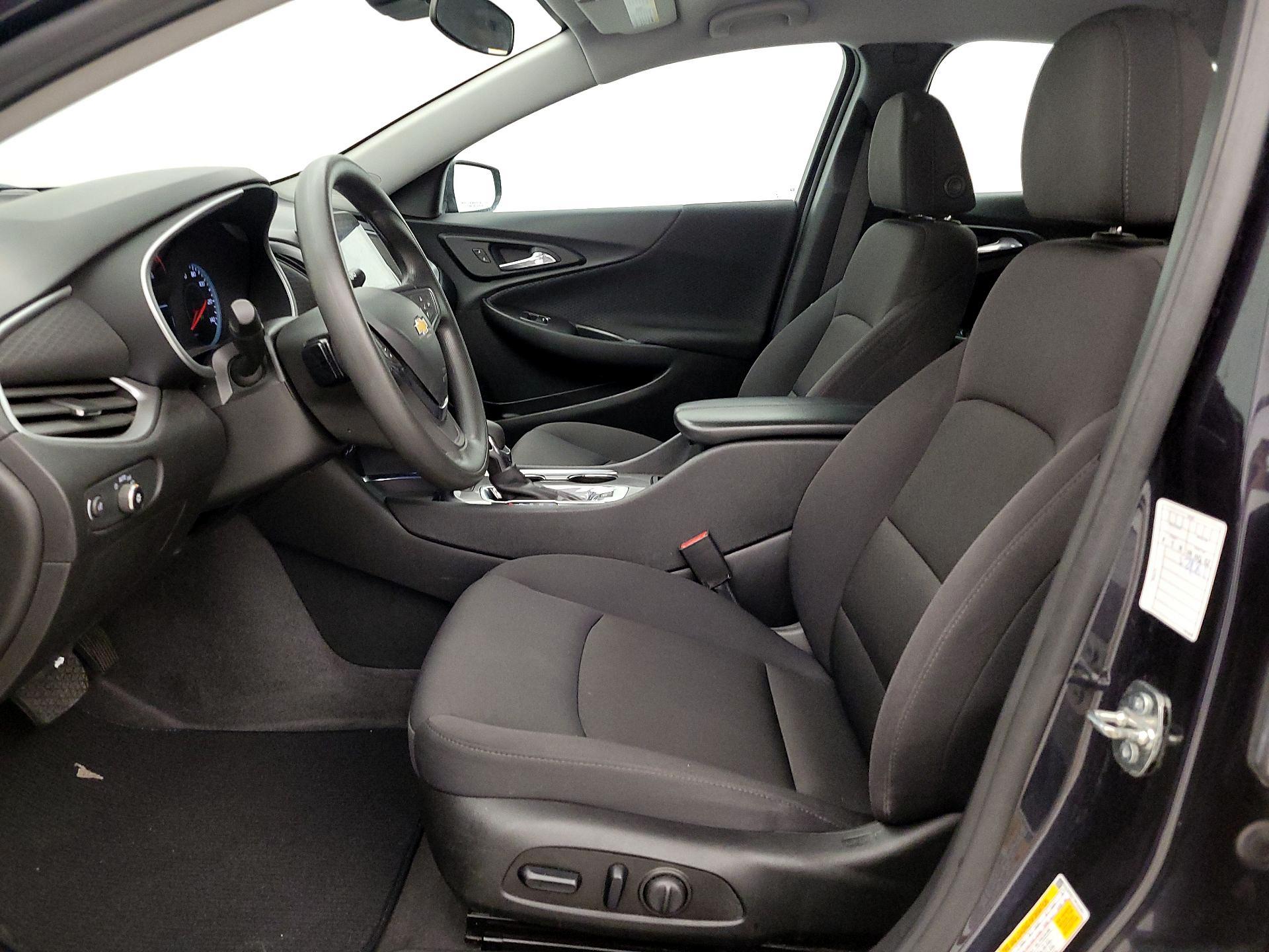 Thumbnail: 2023 Chevrolet Malibu - 11