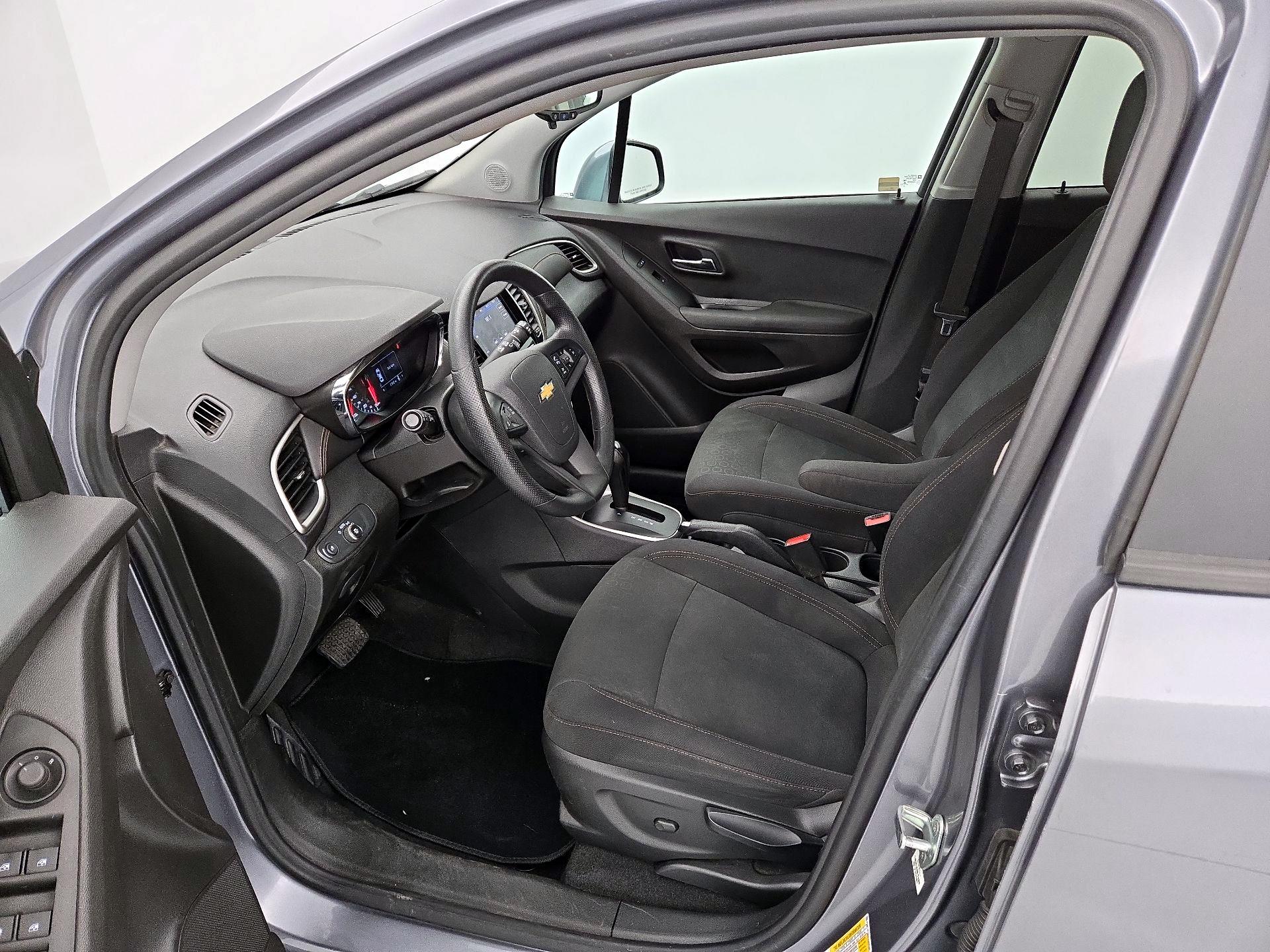 Thumbnail: 2020 Chevrolet Trax - 11