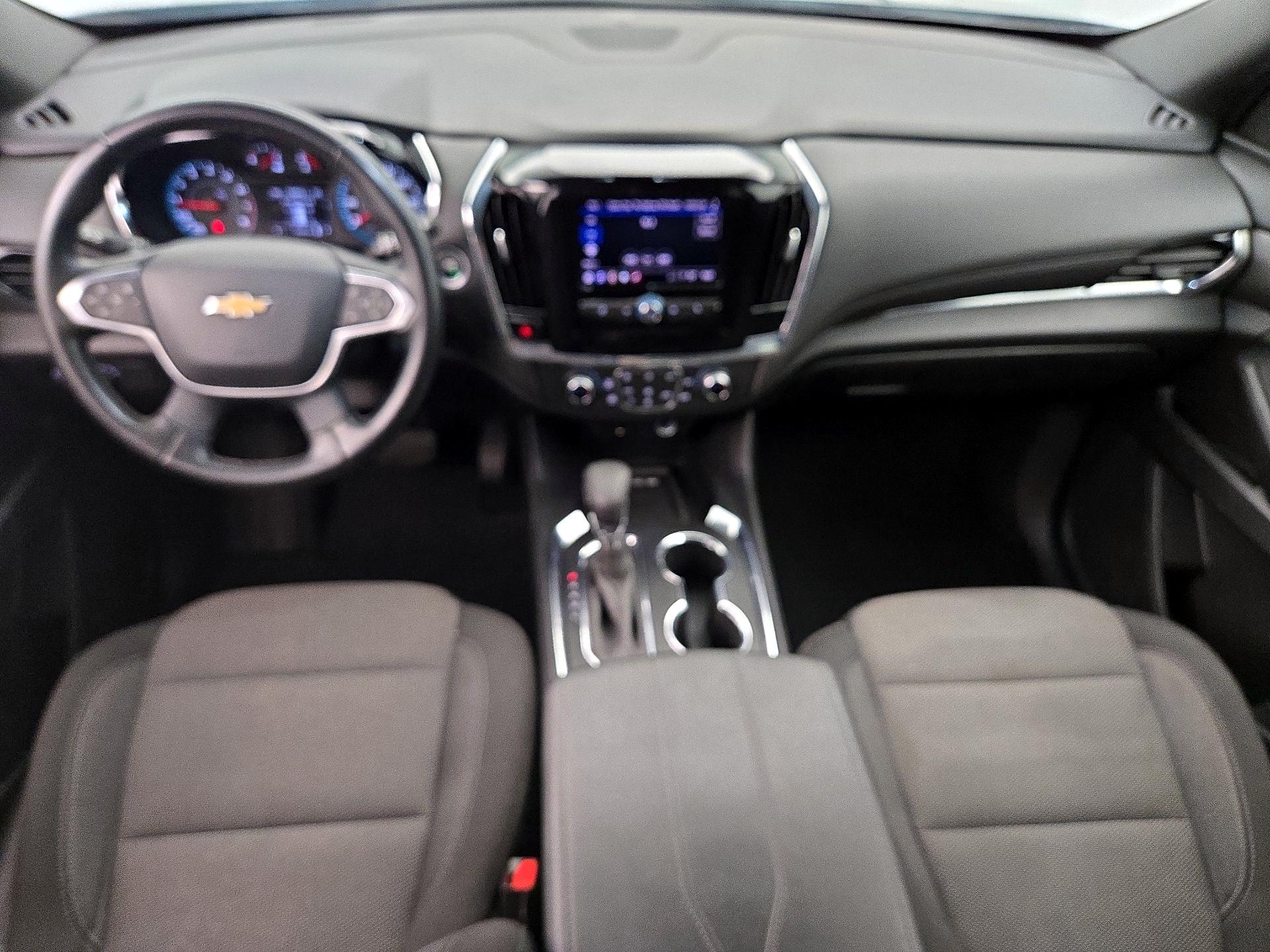 Thumbnail: 2023 Chevrolet Traverse - 9