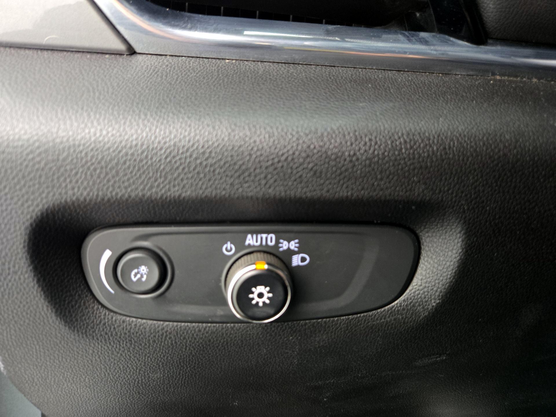 Thumbnail: 2023 Chevrolet Traverse - 13