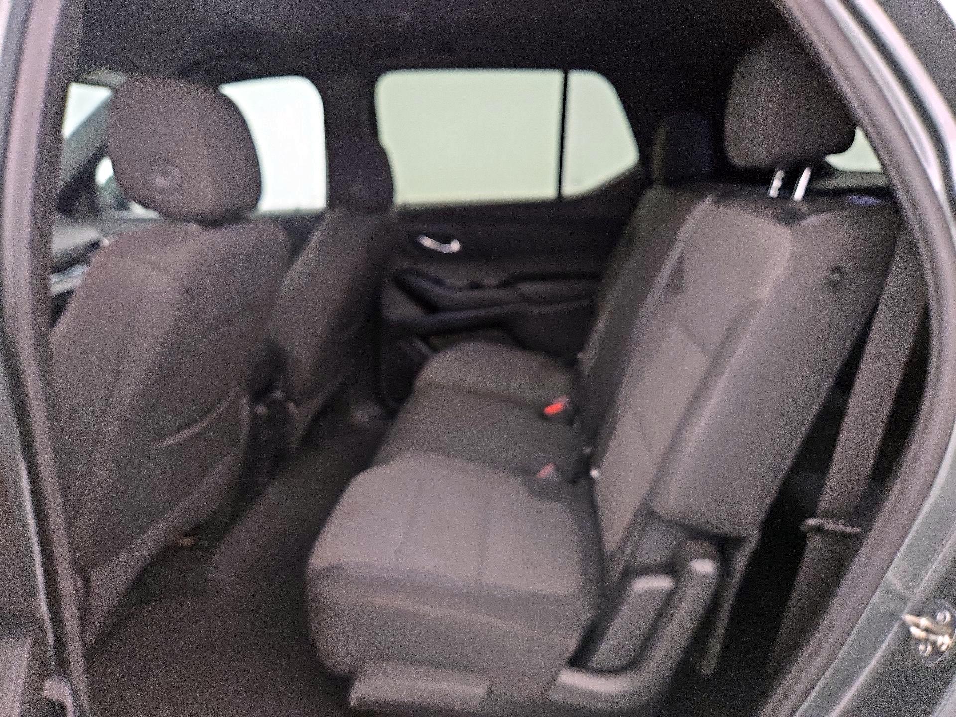 Thumbnail: 2023 Chevrolet Traverse - 19