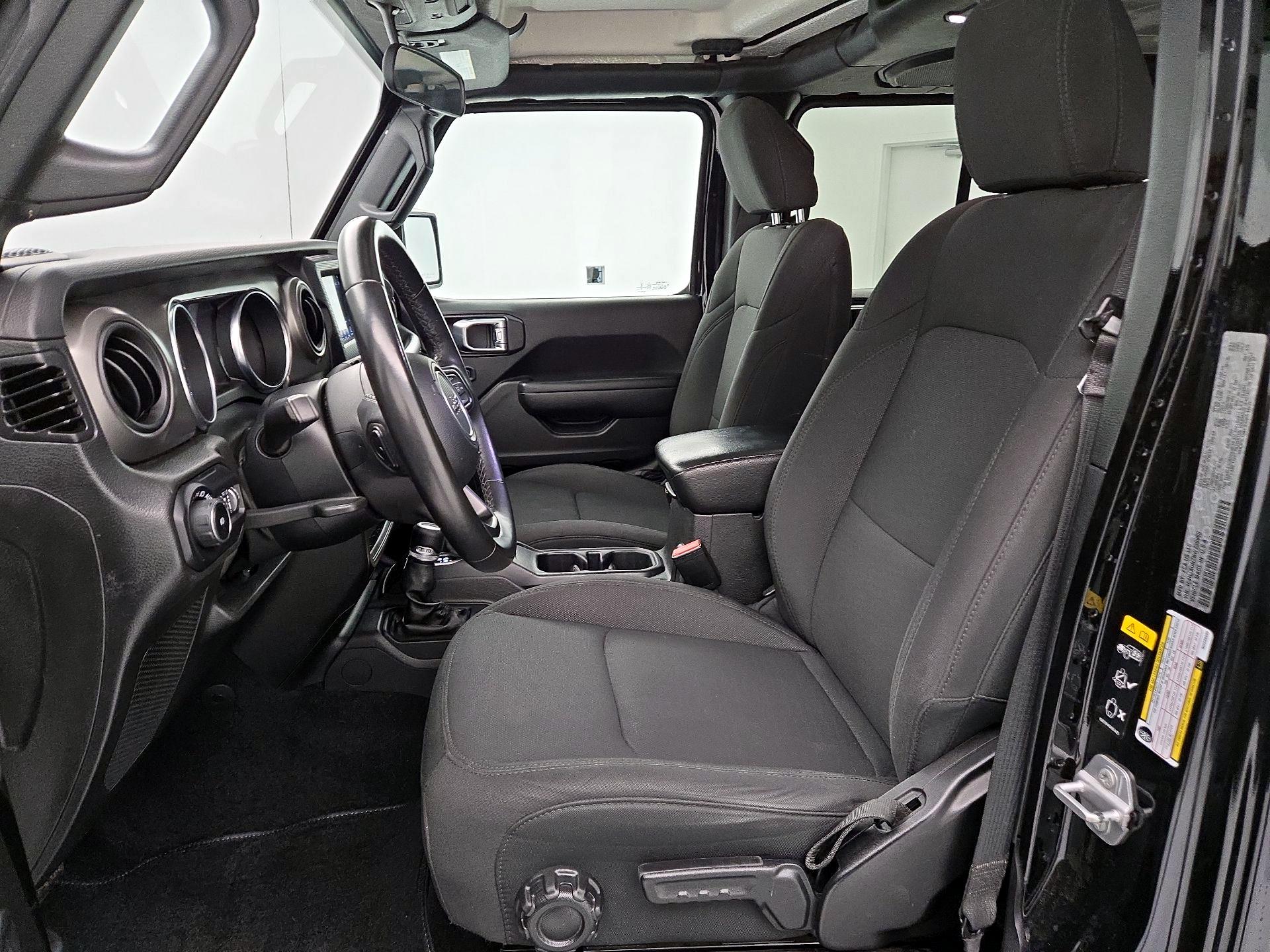 Thumbnail: 2022 Jeep Wrangler - 11