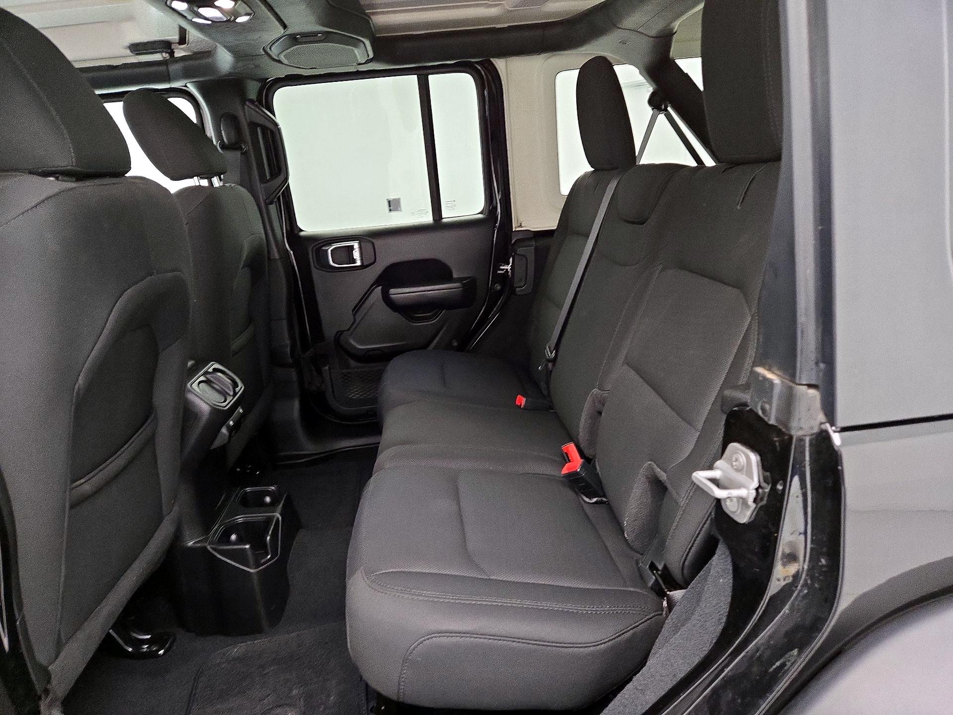 Thumbnail: 2022 Jeep Wrangler - 19