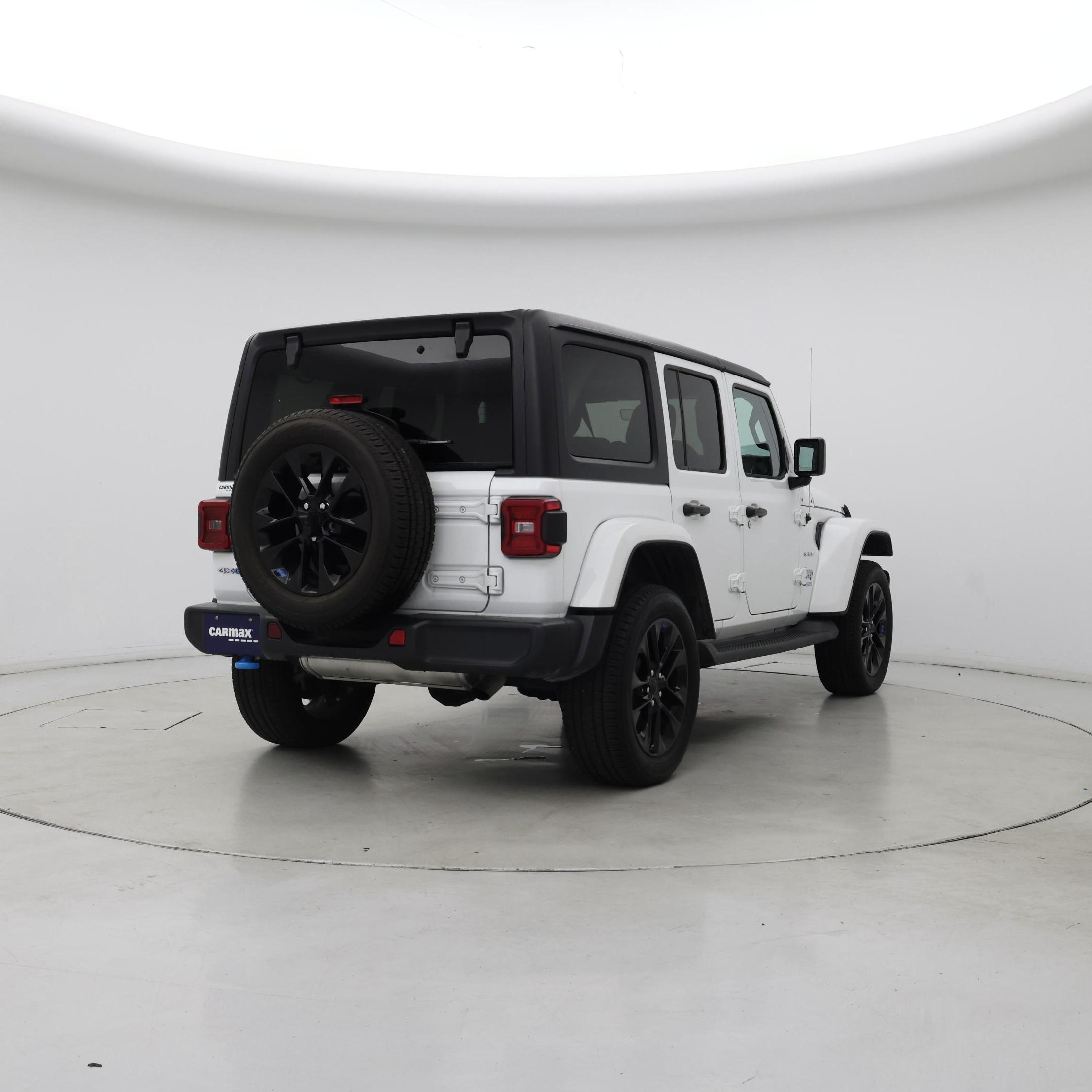 Thumbnail: 2022 Jeep Wrangler - 8