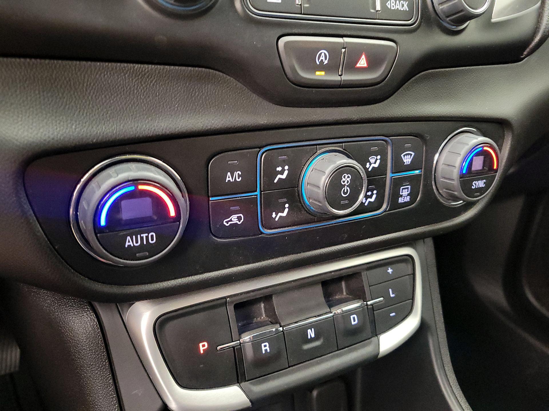 Thumbnail: 2024 GMC Terrain - 16