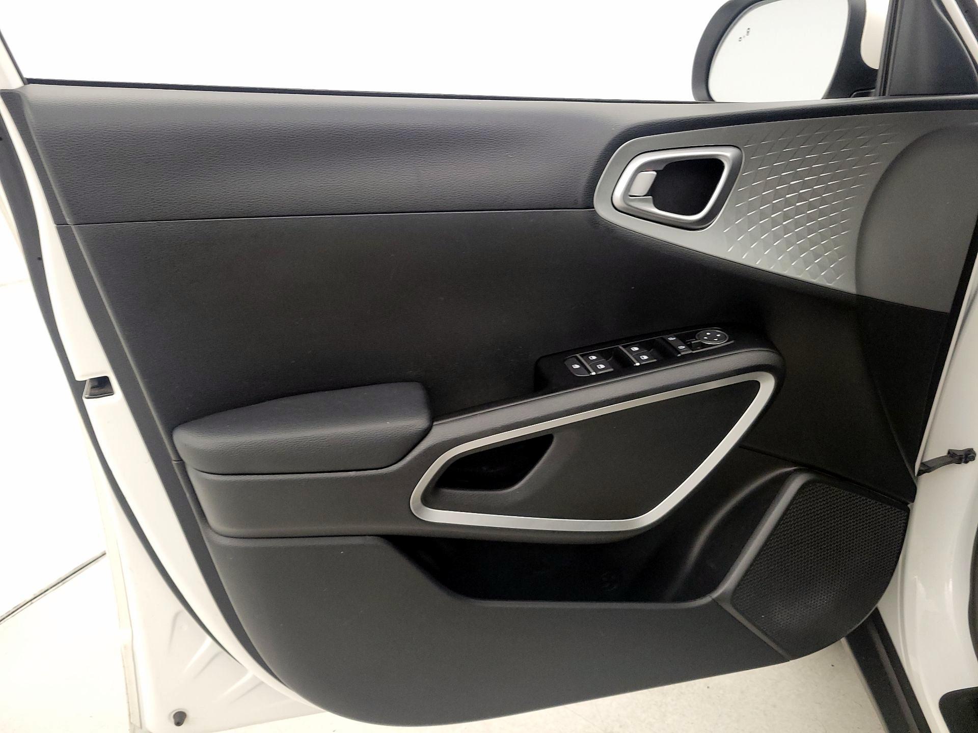 Thumbnail: 2024 Kia Soul - 12