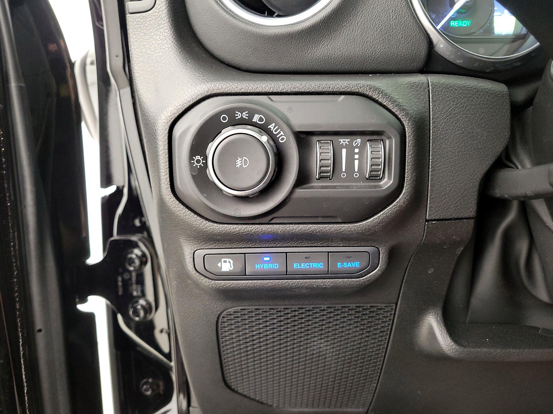 Thumbnail: 2021 Jeep Wrangler - 13